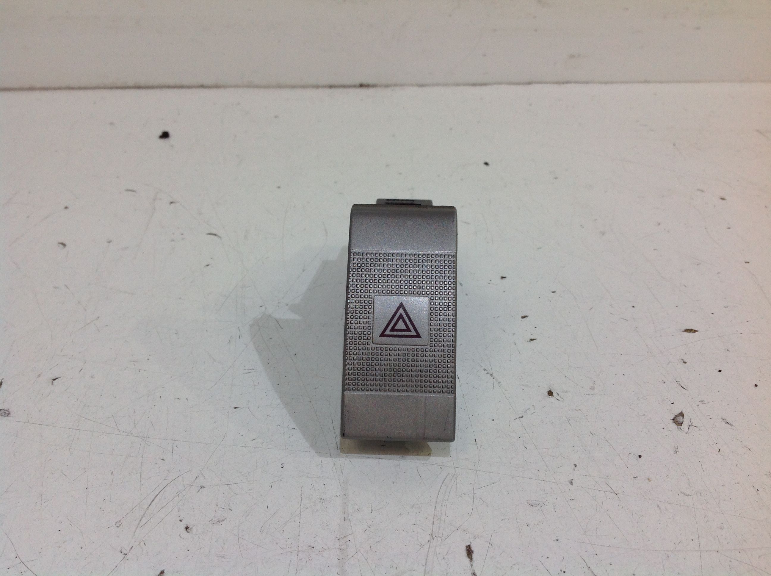 Interruttore Luci Emergenza Usato