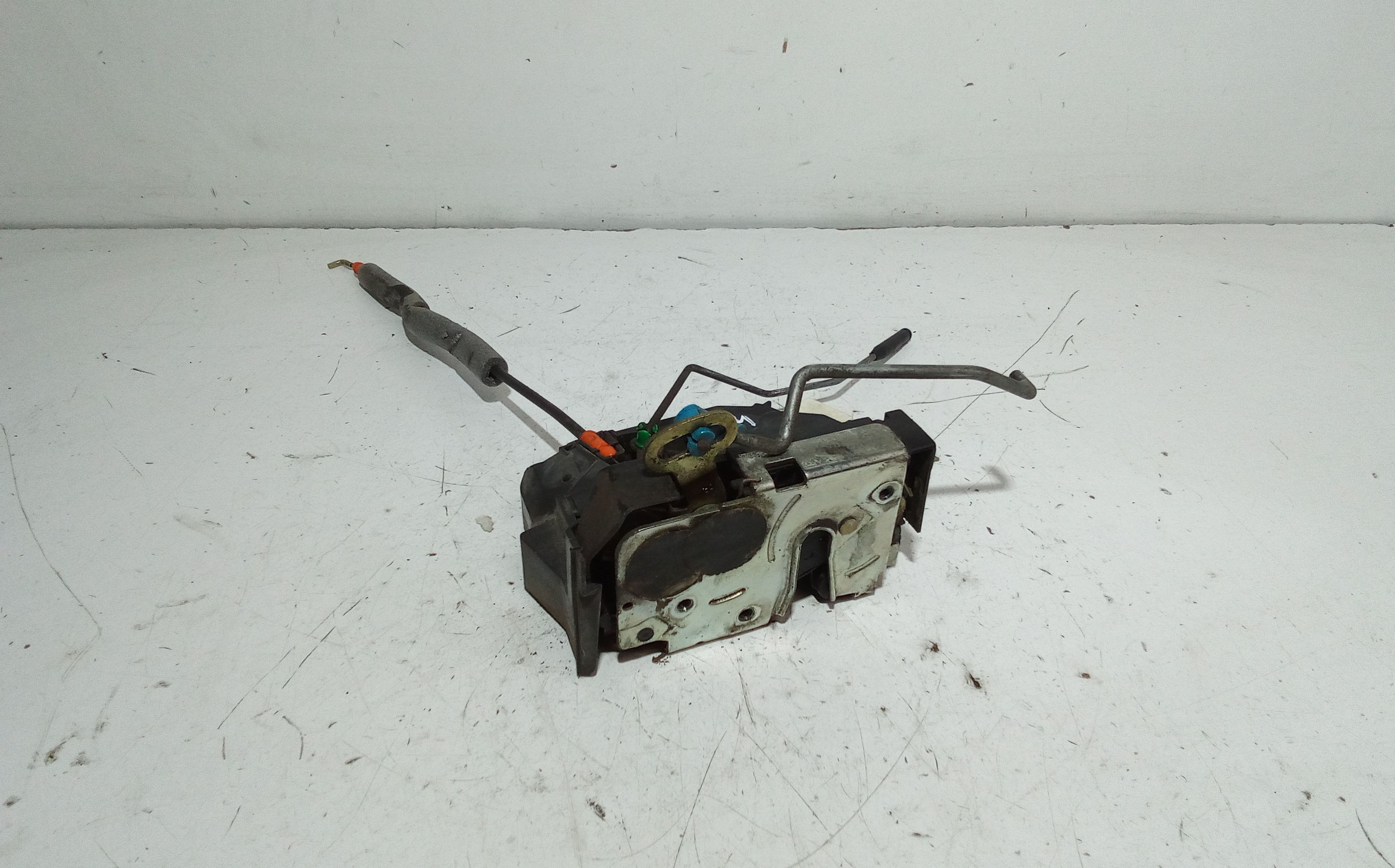 Serratura Porta Ant. Destro ALR9784 Usato