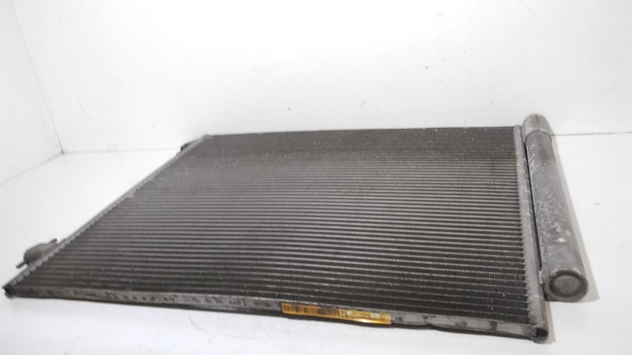 Radiatore Riscaldamento 271404EM0A Usato