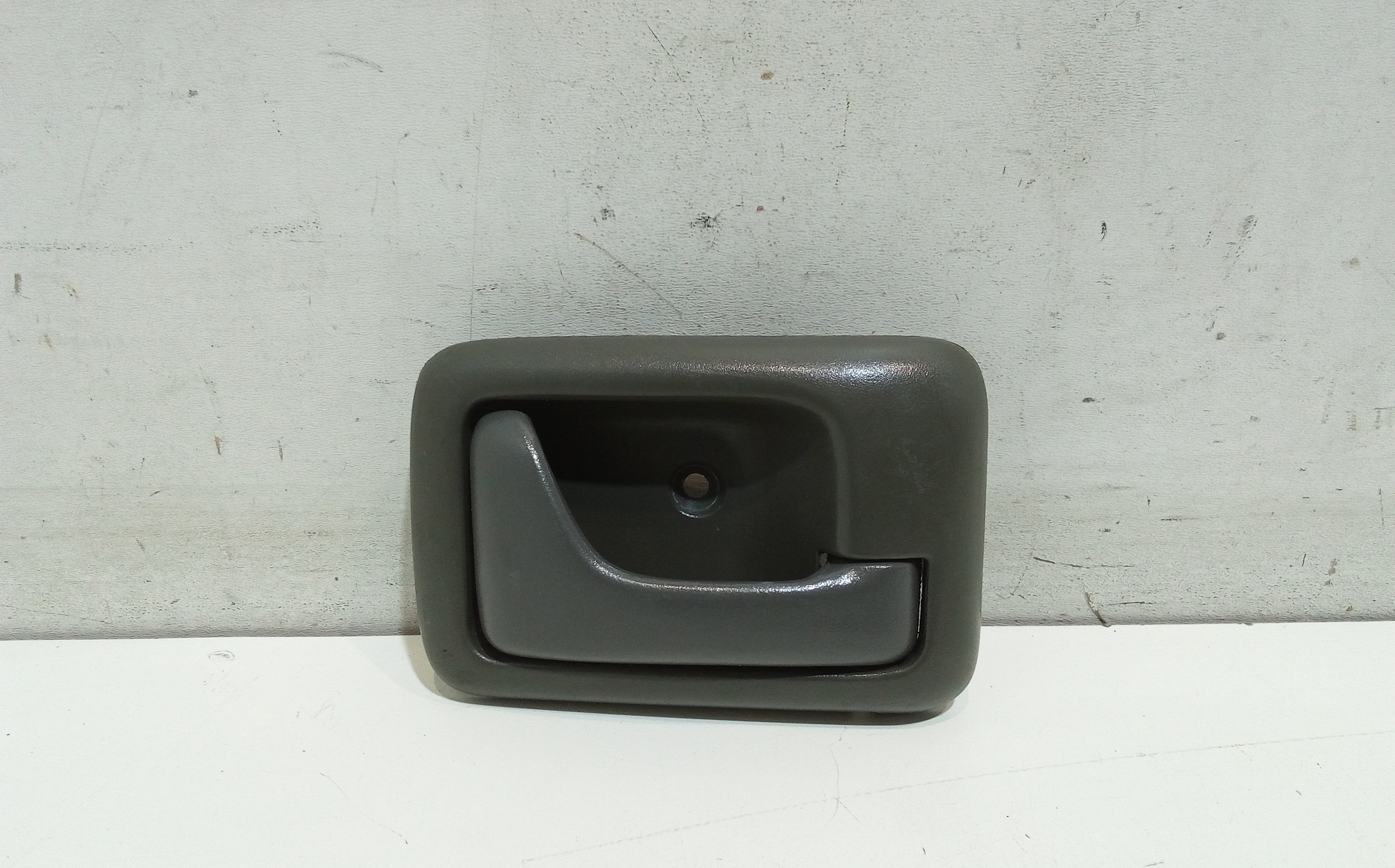 Maniglia Int. Apertura Porta Ant. Destro Usato