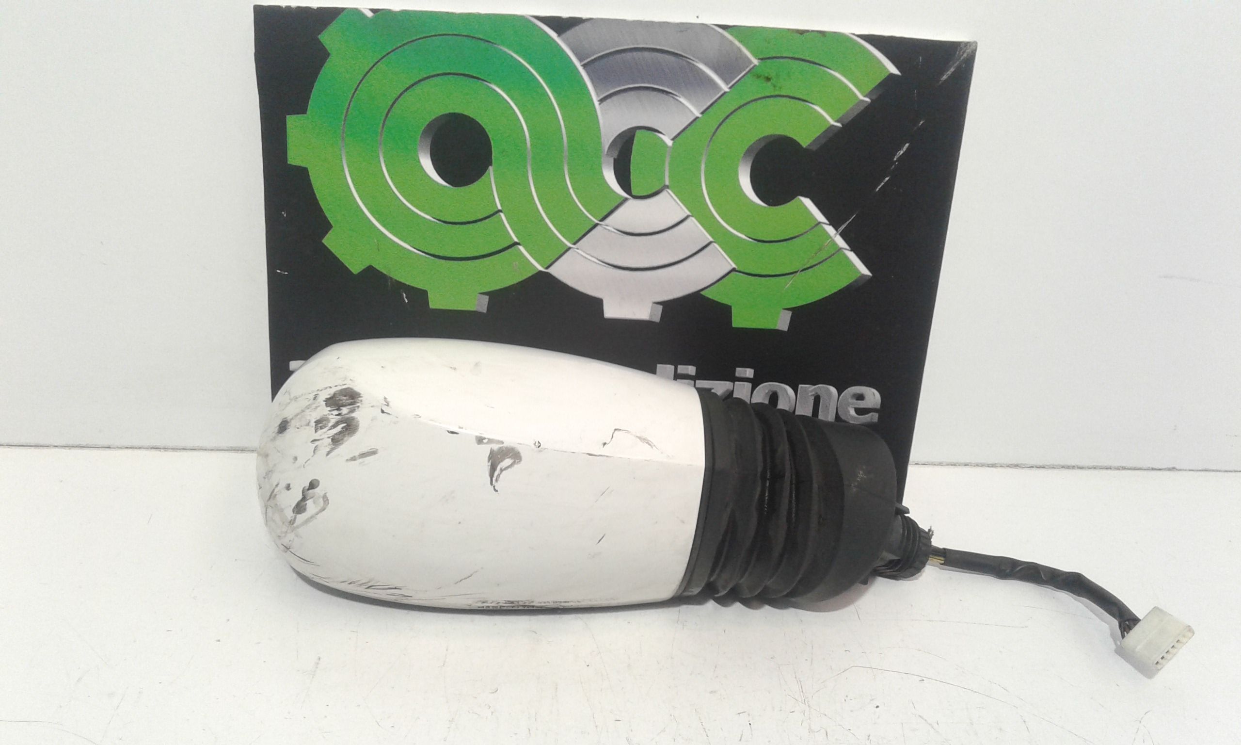 Retrovisore Est. Destro 735310073 Usato