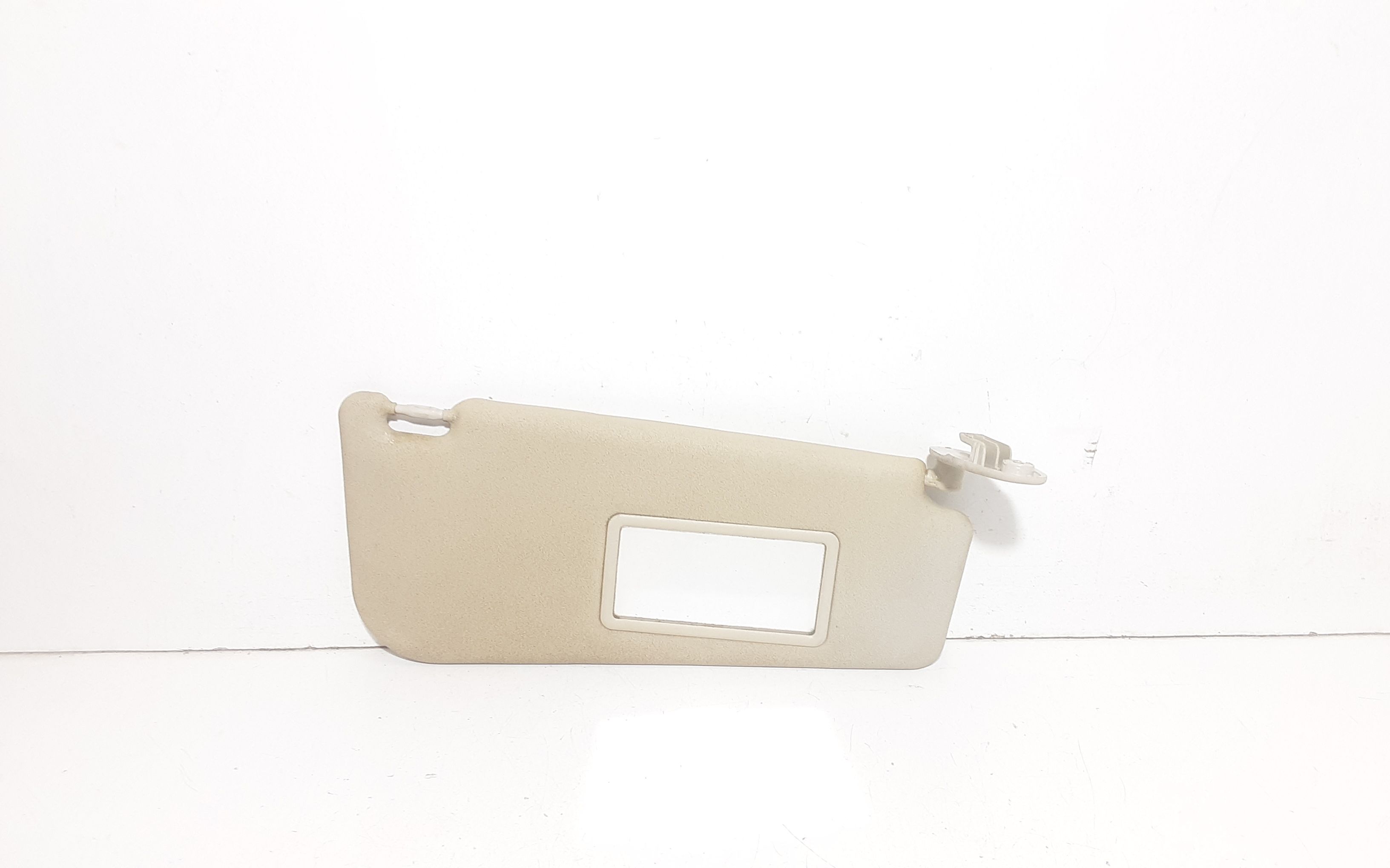 Aletta Parasole Parabrezza Destro 735338206 Usato