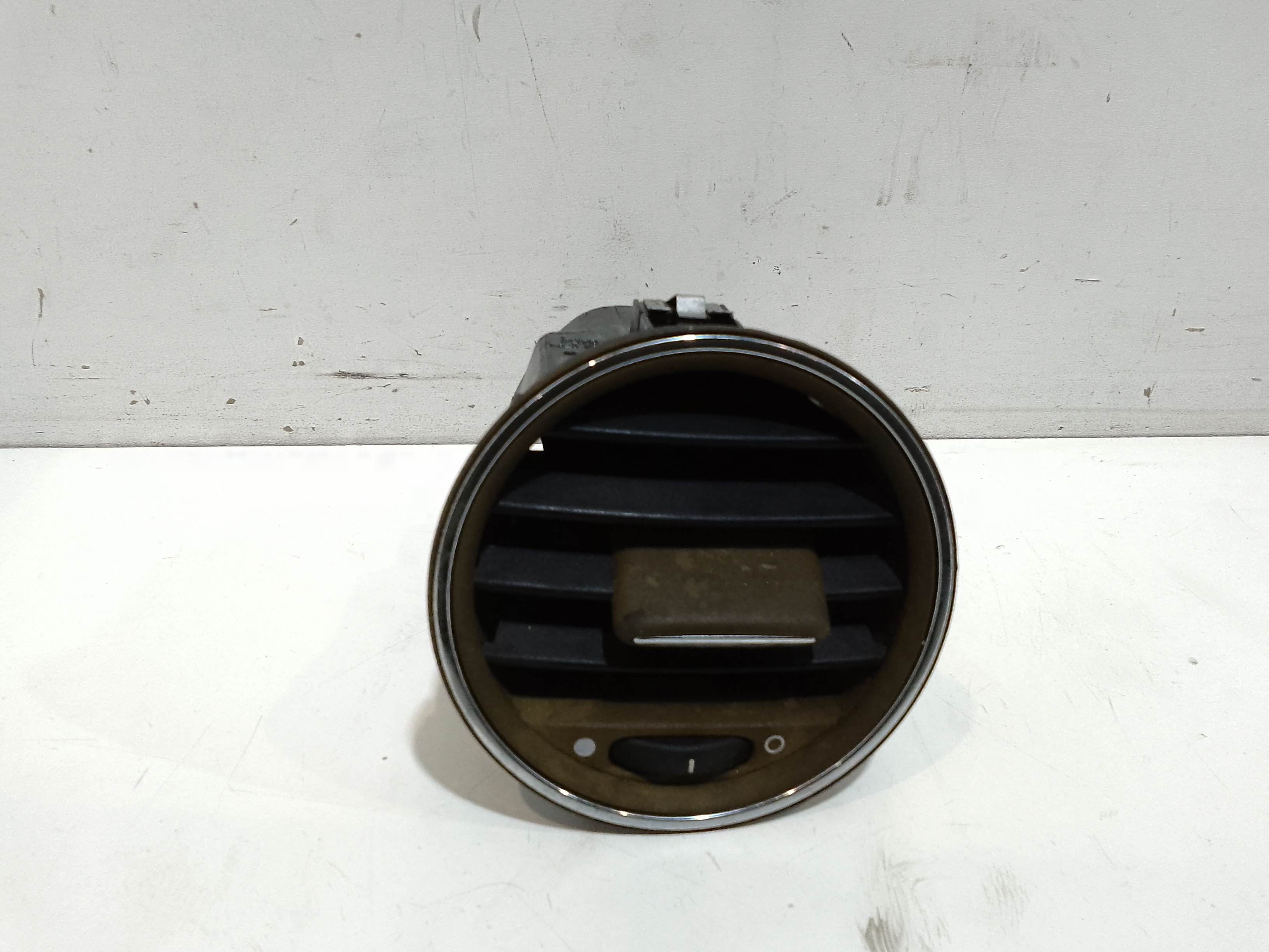 Condotto Aria Bocchette Lat. Cruscotto Sinistro Usato