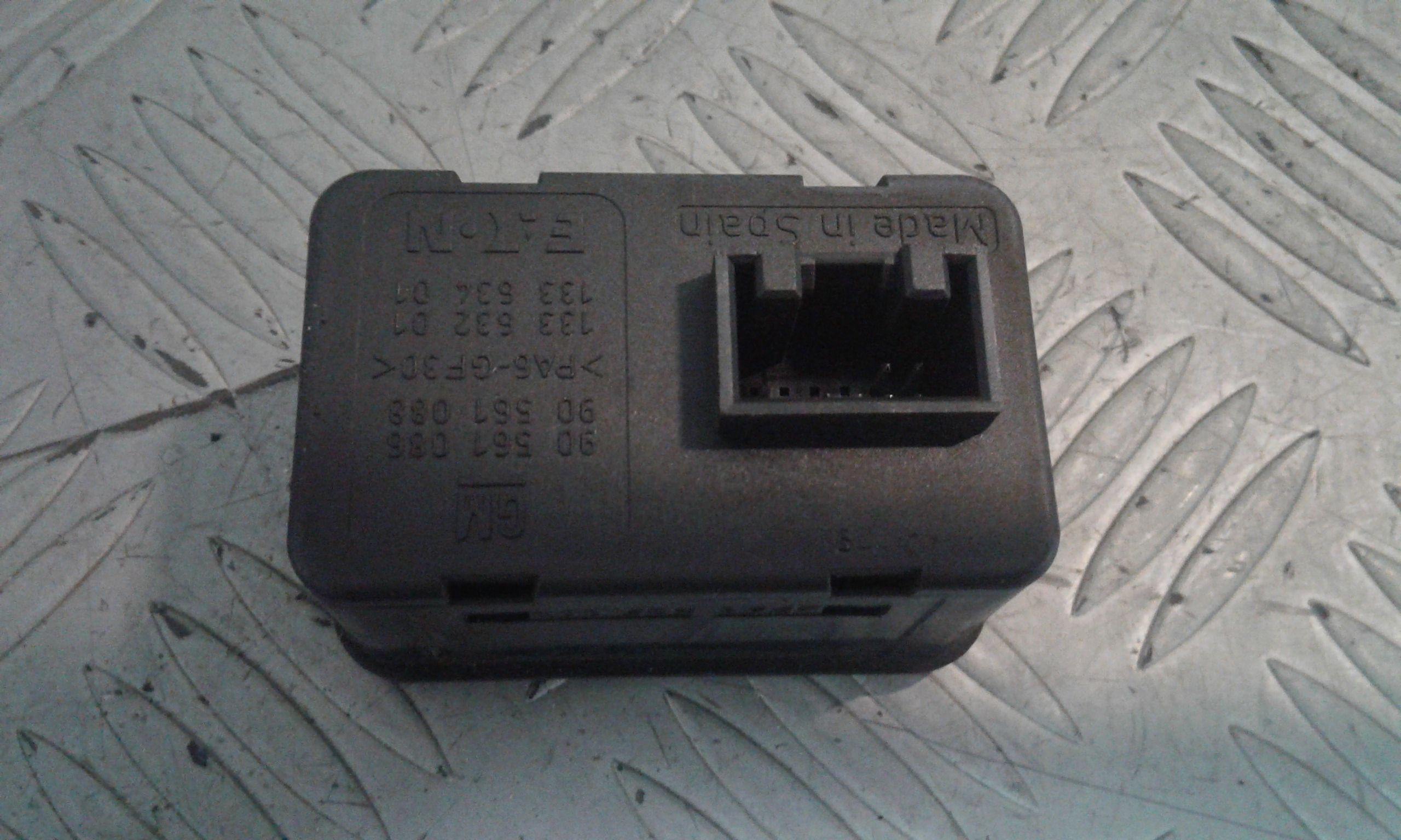 Interruttore Alzacristalli Porta Ant. Sinistro Usato