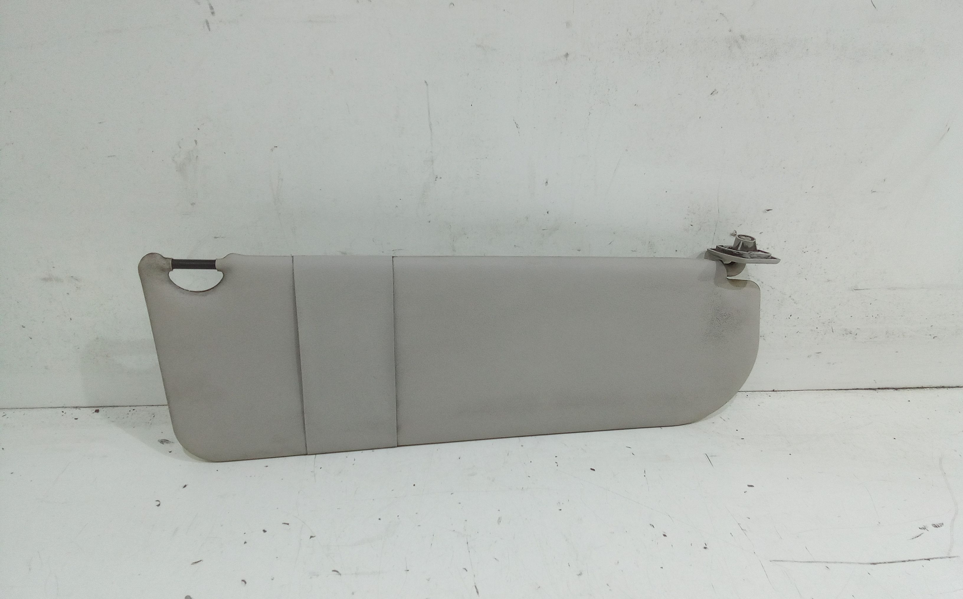 Aletta Parasole Parabrezza Destro 9467004877 Usato