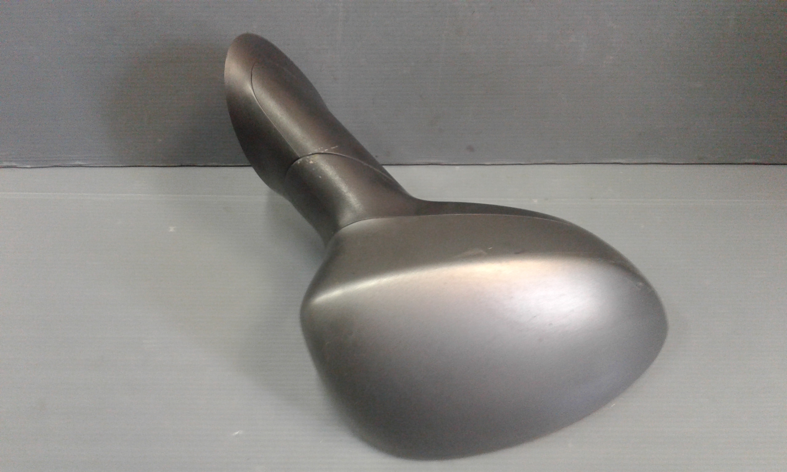 Retrovisore Est. Destro Usato