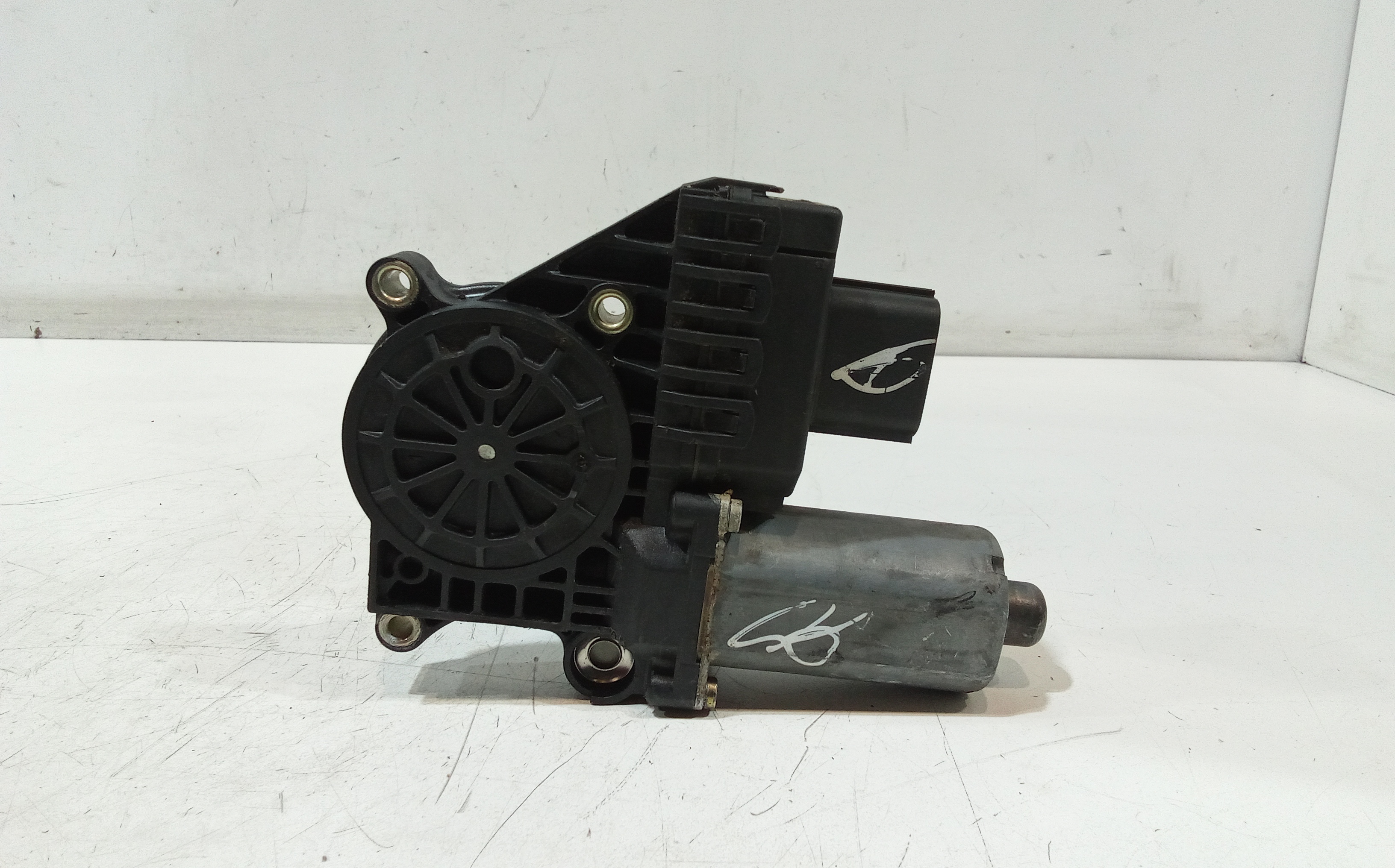 Motorino Alzacristallo Porta Ant. Destro Usato