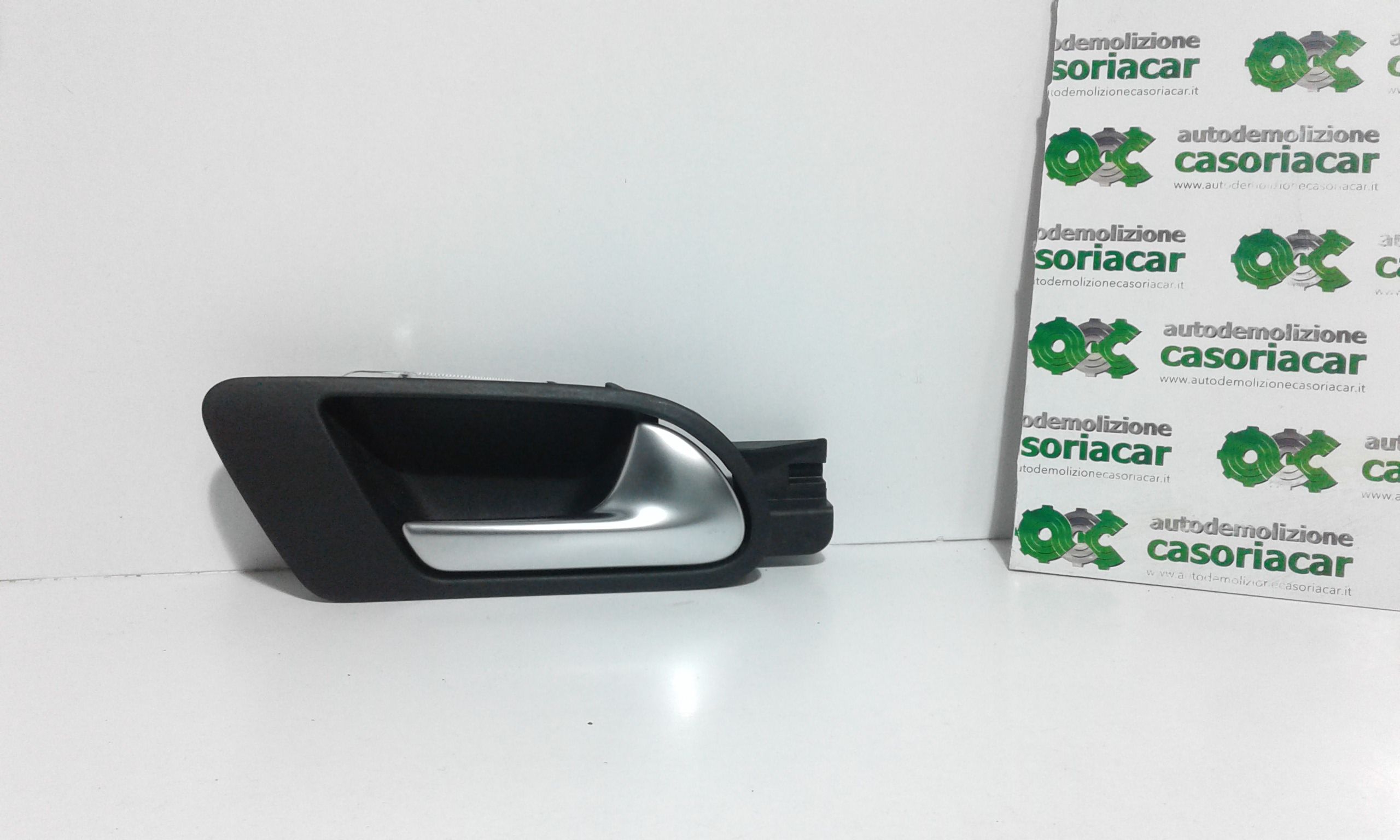 Maniglia Int. Apertura Porta Ant. Destro Usato