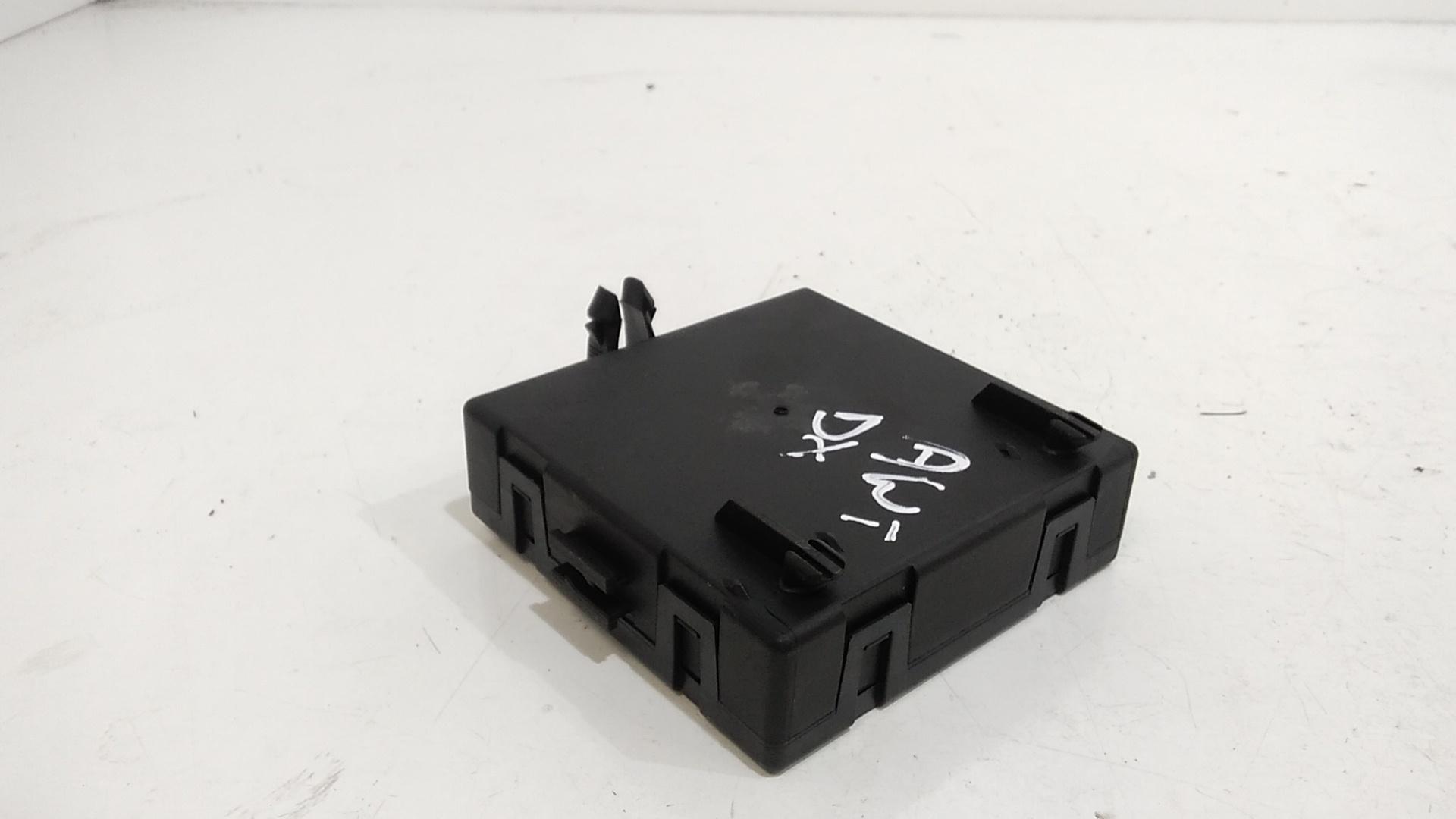 Centralina Chiusura C.zta Destro A4479000101 Usato