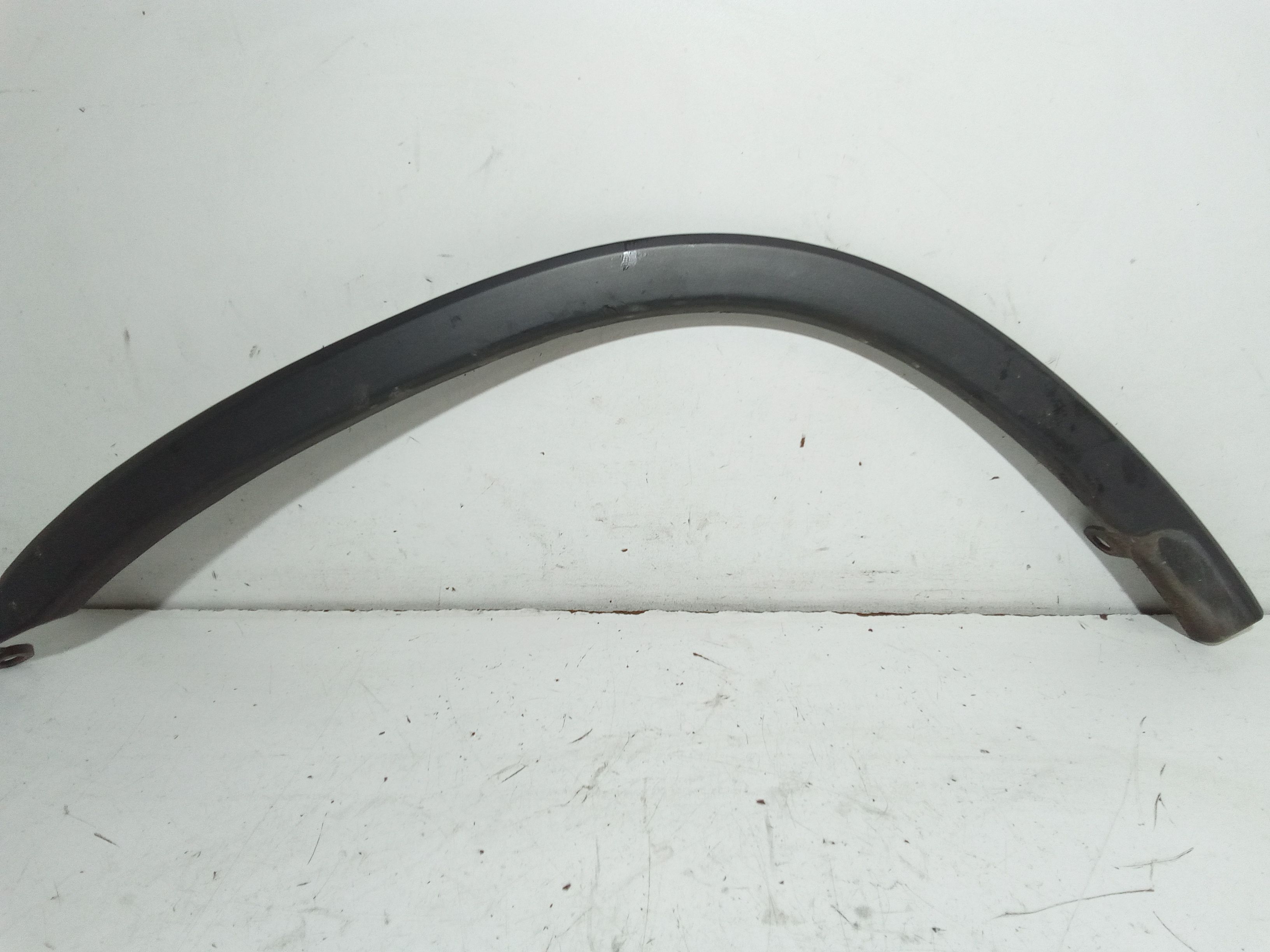 Modanatura Arco Passaruota Ant. Sinistro Usato