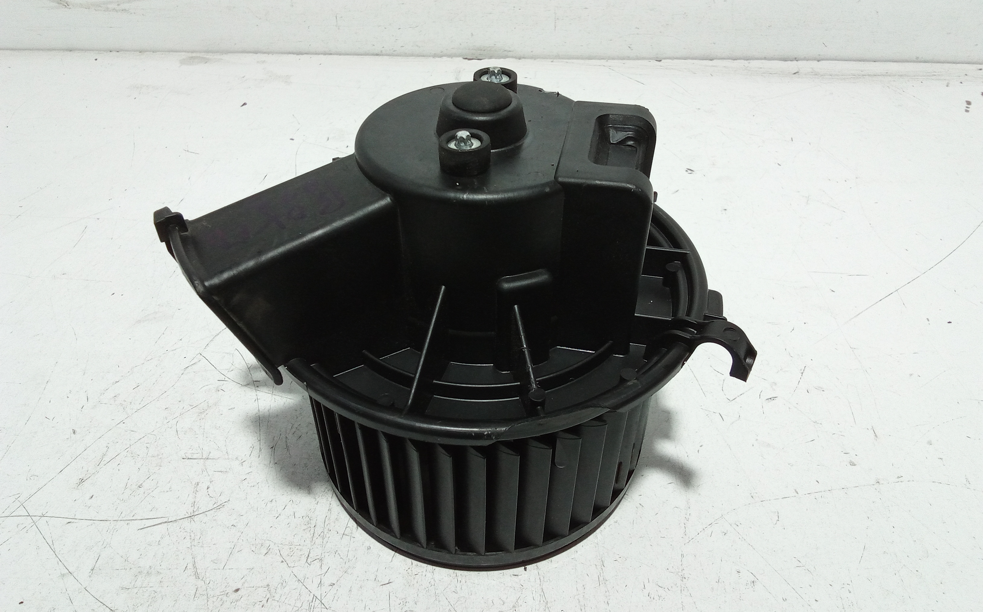 Motorino Ventilazione Abitacolo 1684876380 Usato