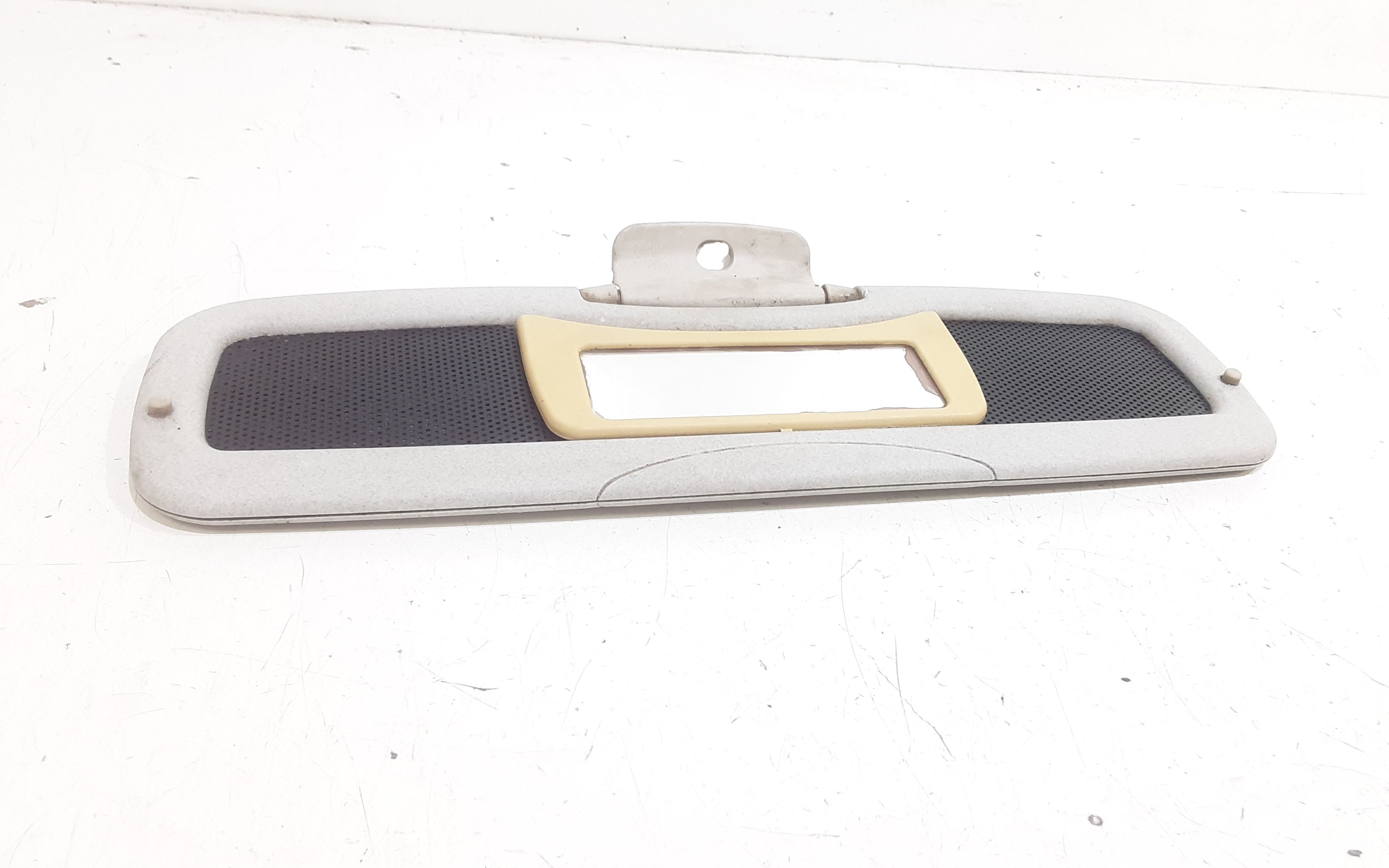 Aletta Parasole Parabrezza Destro Q0000706V009C24A00 Usato