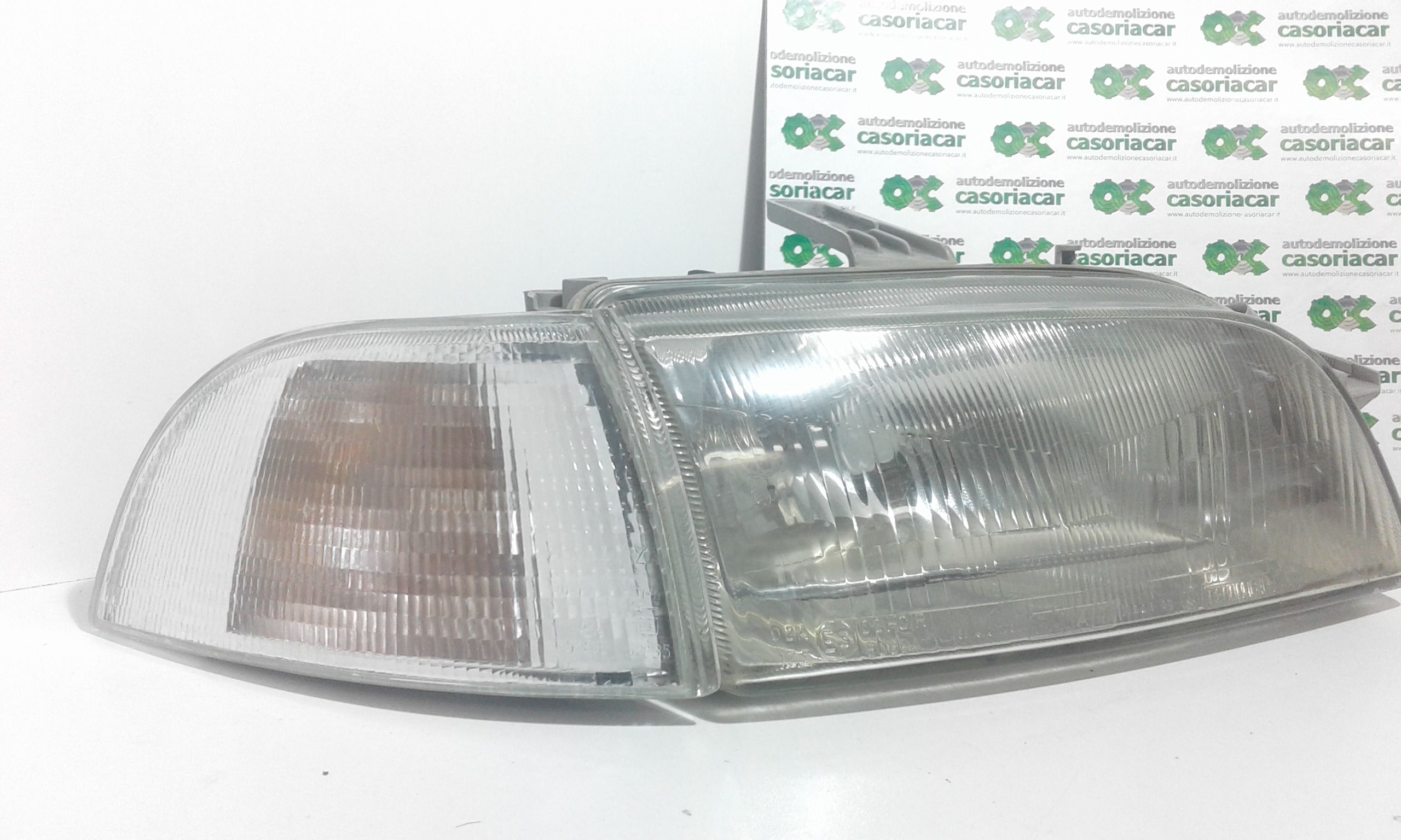 Proiettore Destro 46402649 Usato