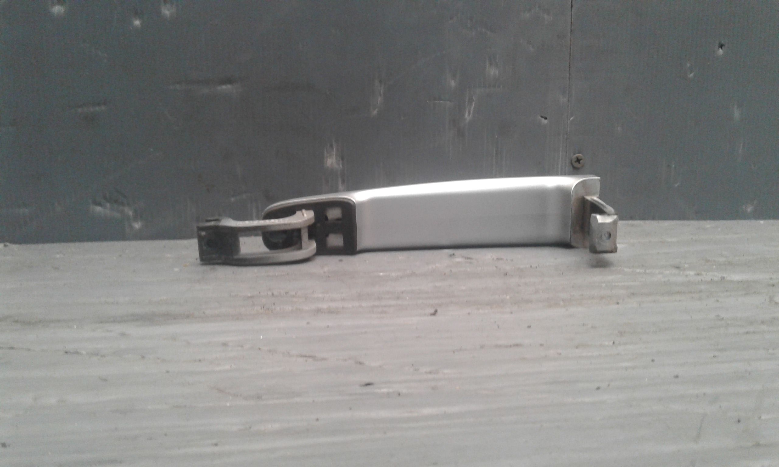 Maniglia Porta Post. Sinistro 9101W2 Usato