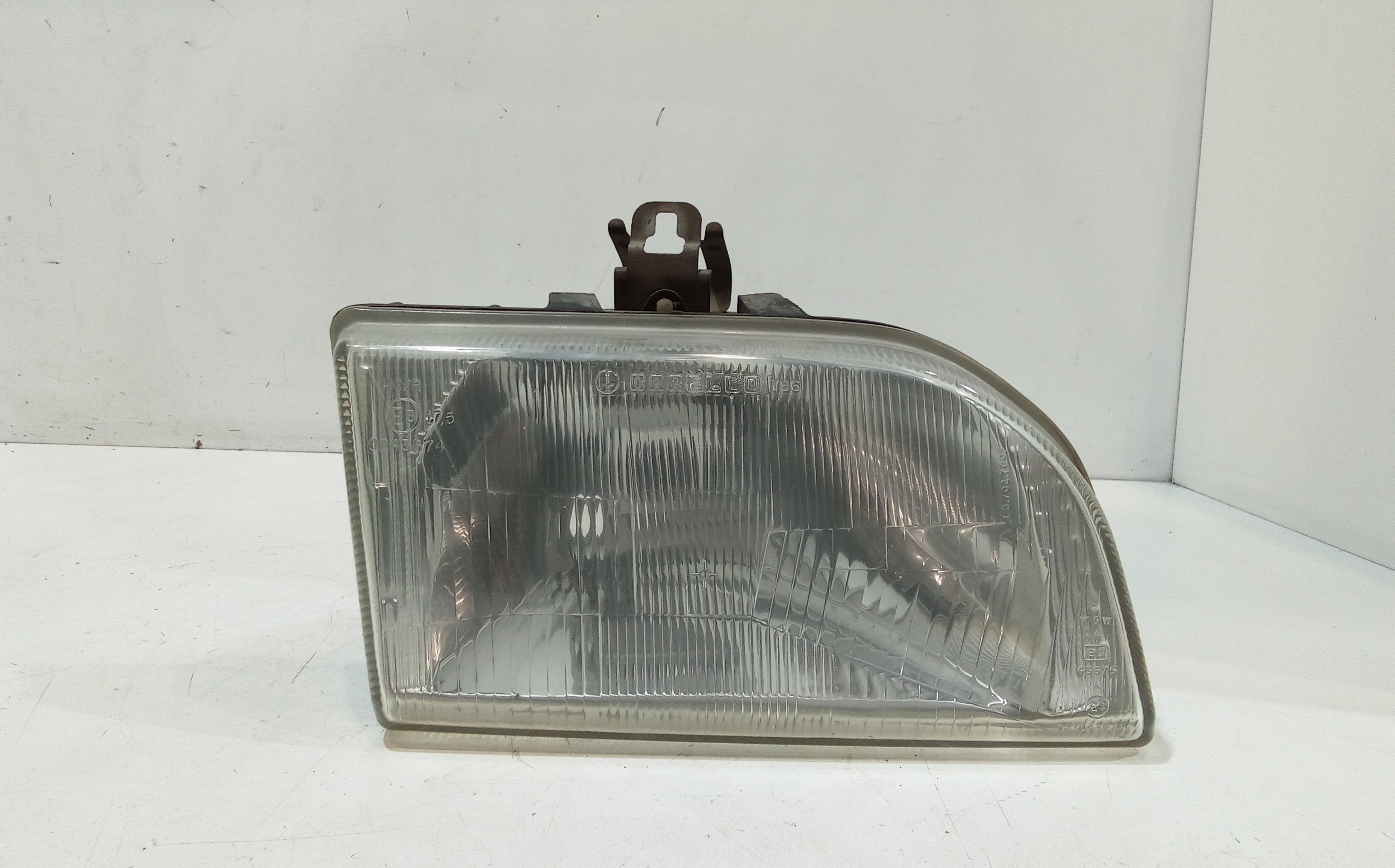 Proiettore Destro Usato