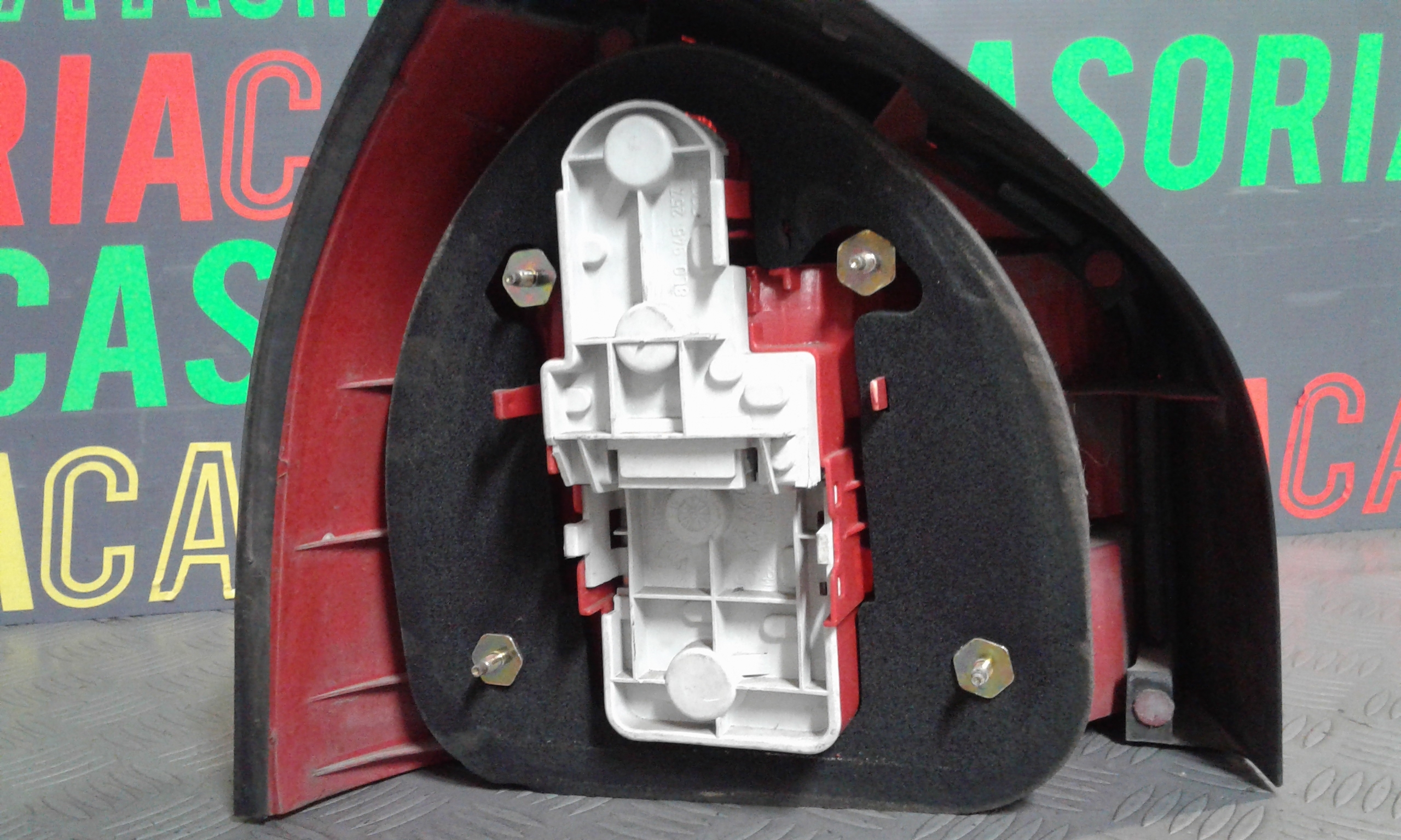 Fanale Post. Destro 8L0945096A Usato