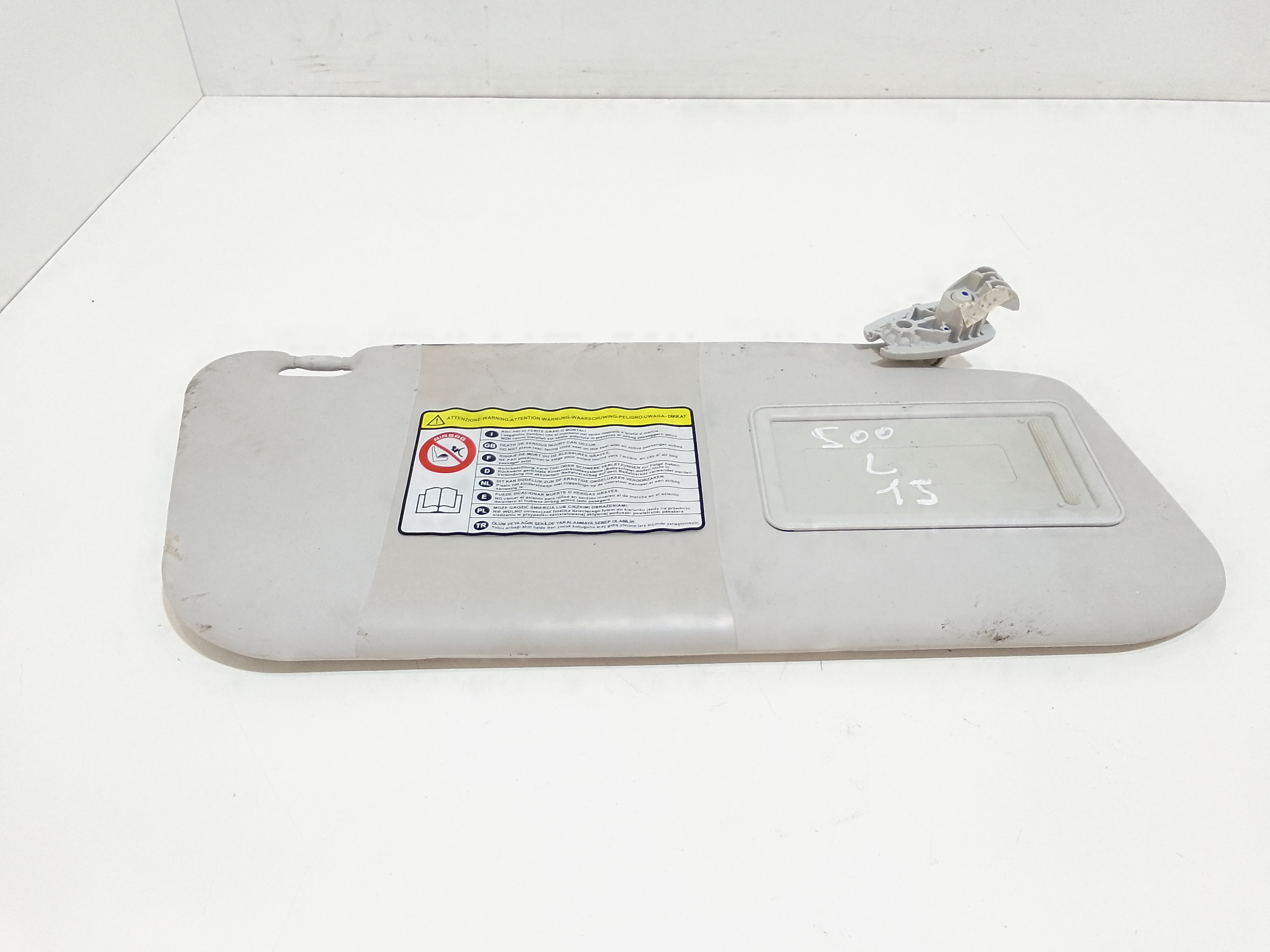 Aletta Parasole Parabrezza Destro 735595122 Usato