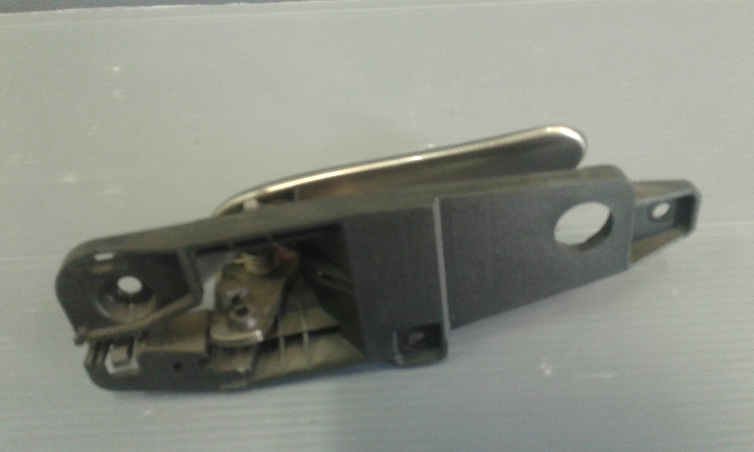 Maniglia Int. Apertura Porta Ant. Destro Usato