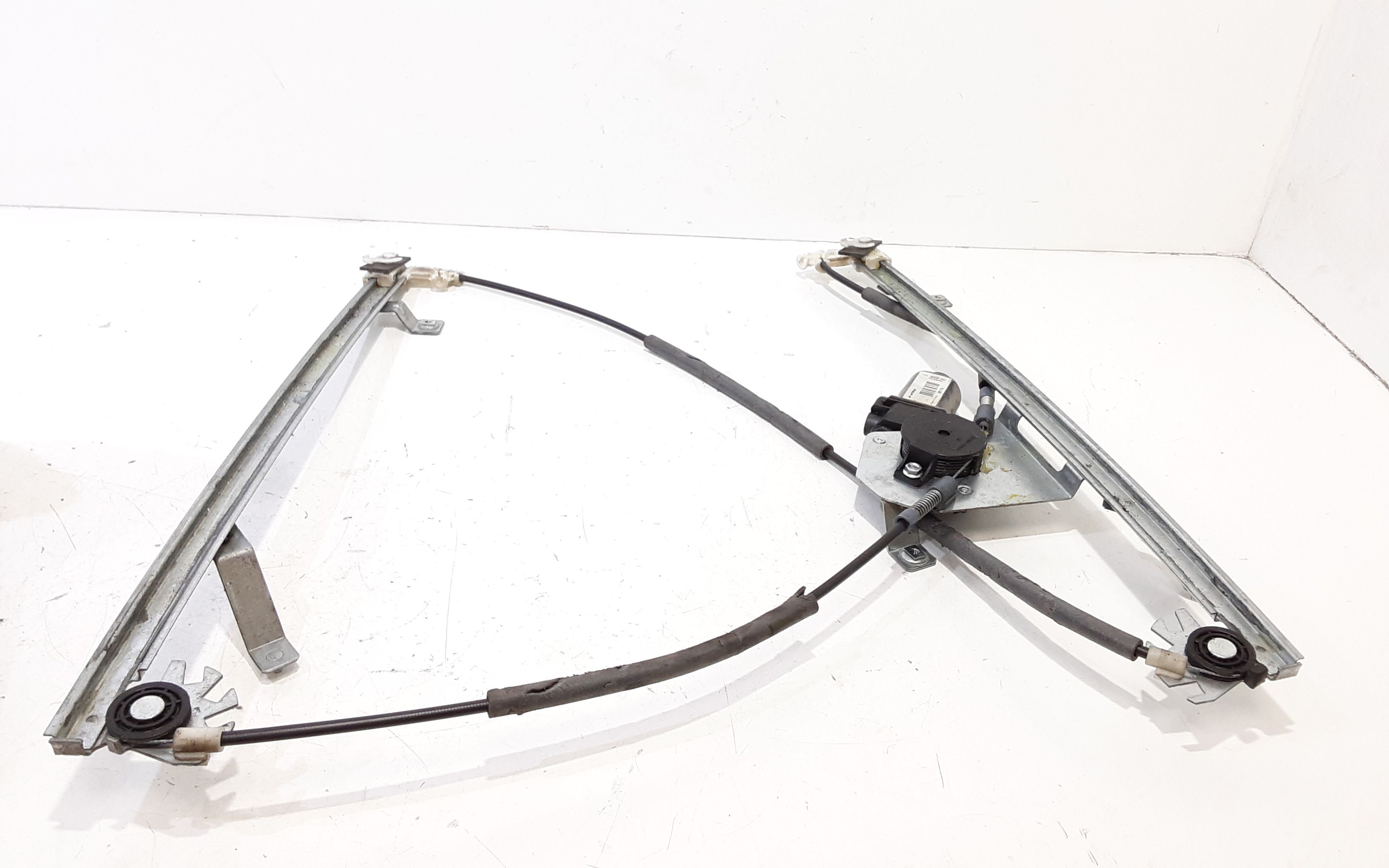 Alzacristallo Porta Ant. Sinistro 807213729R Usato