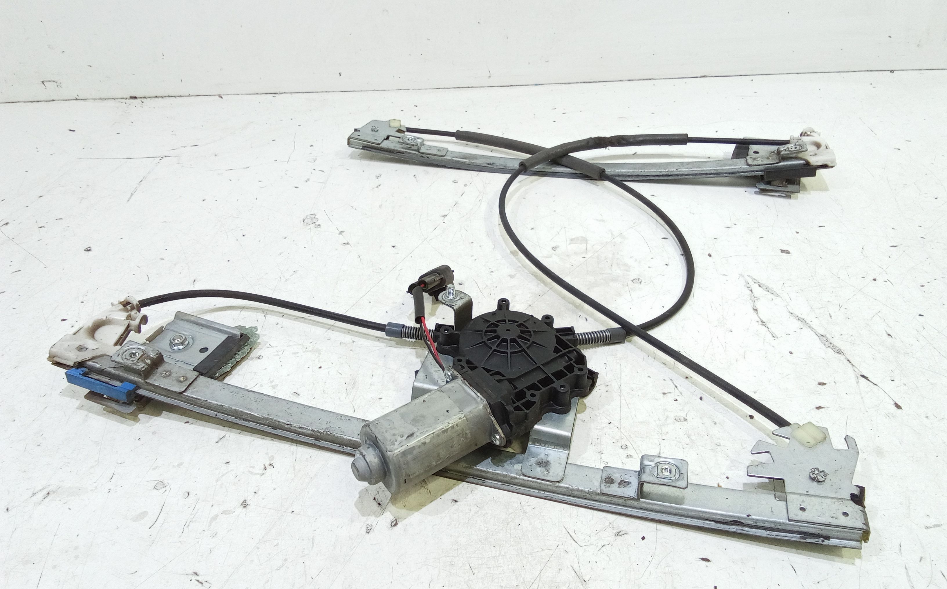 Alzacristallo Porta Ant. Sinistro Usato