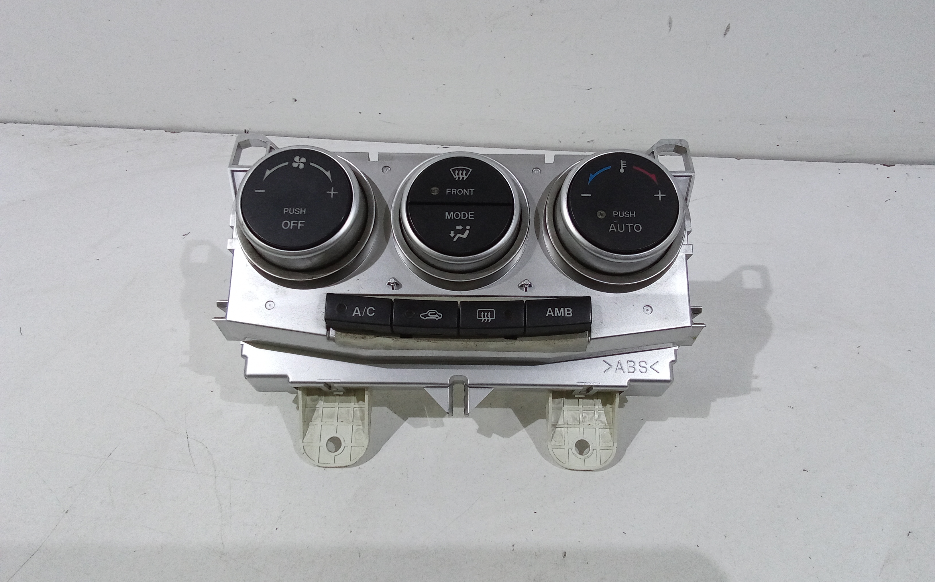 Blocco Comando Climatizzazione CG1561190 Usato