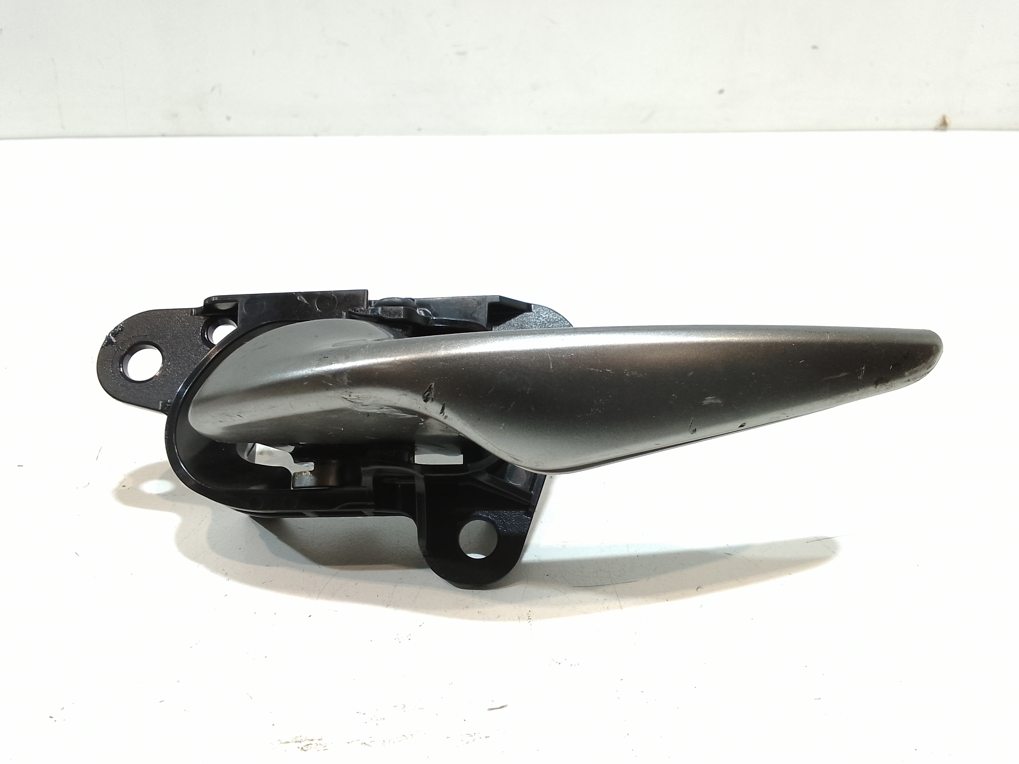 Maniglia Int. Apertura Porta Post. Sinistro 6928076010 Usato