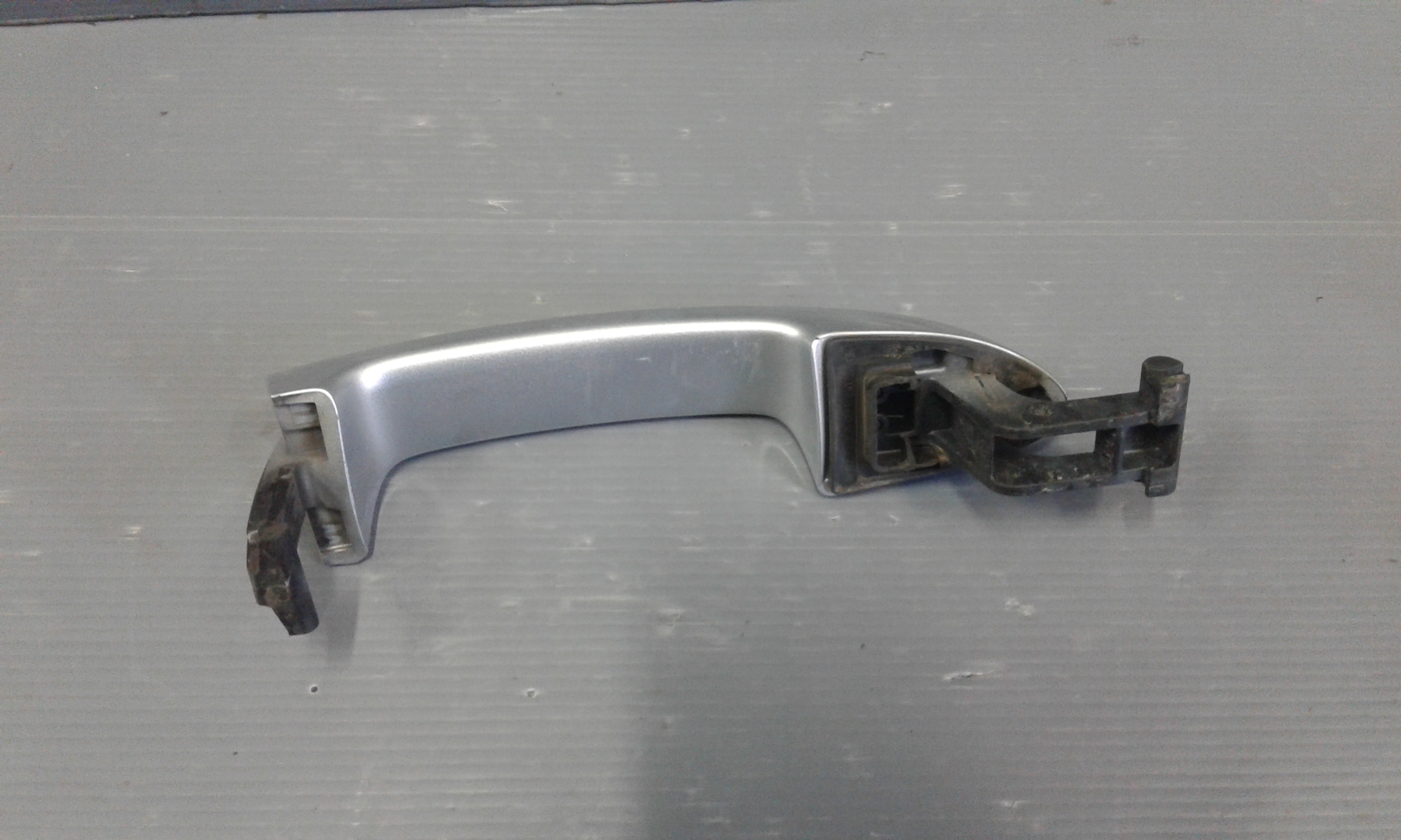 Maniglia Porta Ant. Destro 3C0837206EGRU Usato