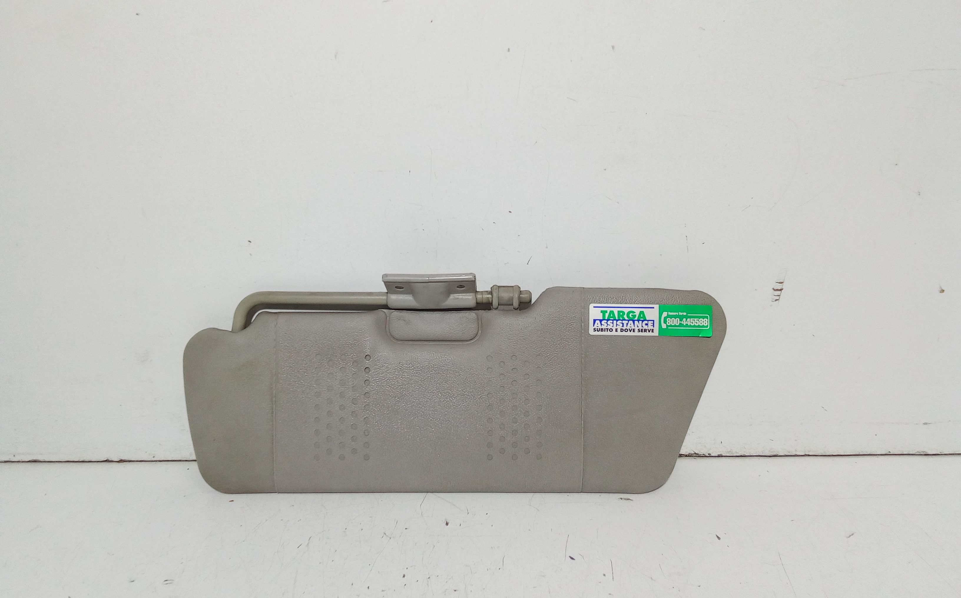 Aletta Parasole Parabrezza Sinistro 735244330 Usato