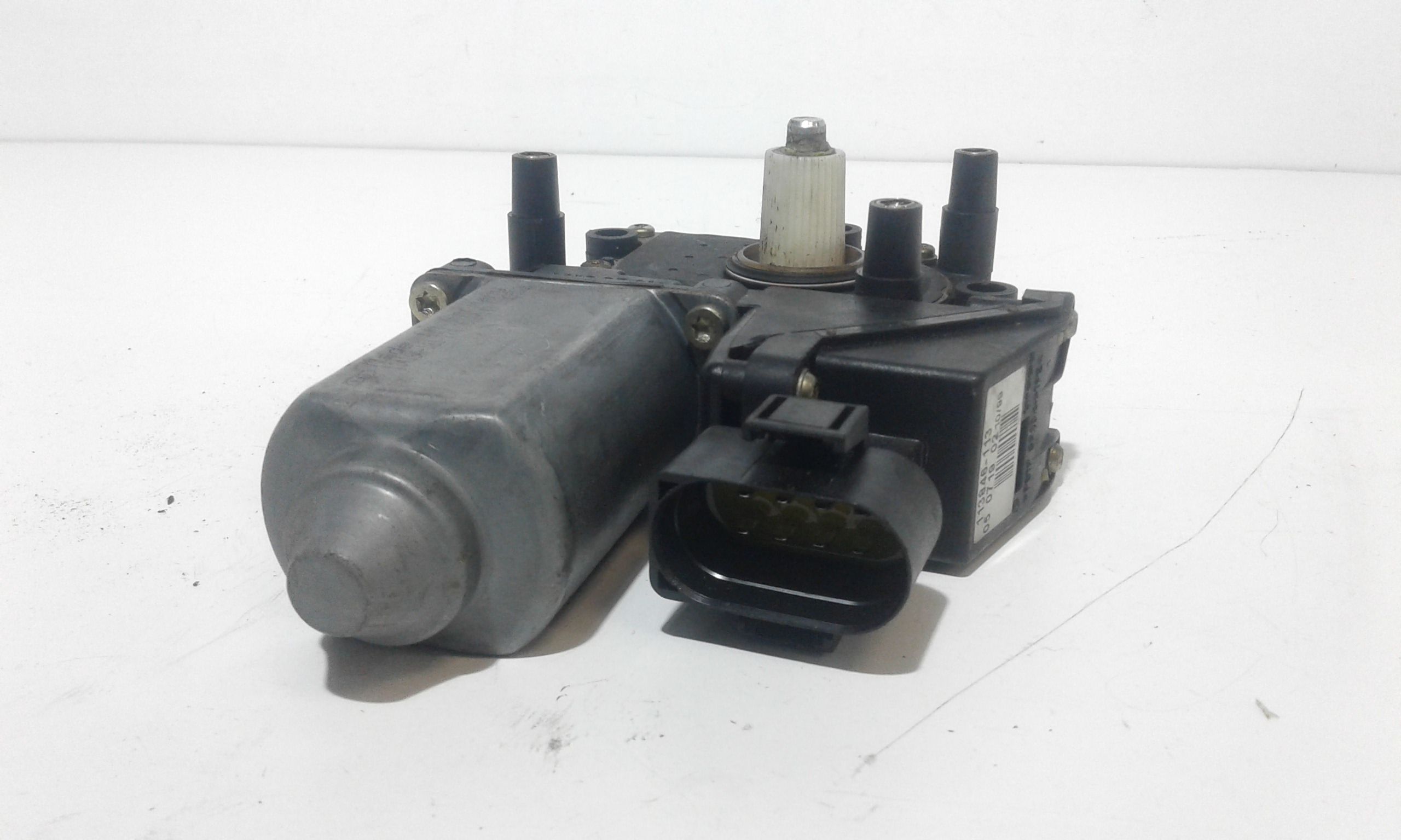 Motorino Alzacristallo Porta Ant. Destro 8E1959802G Usato