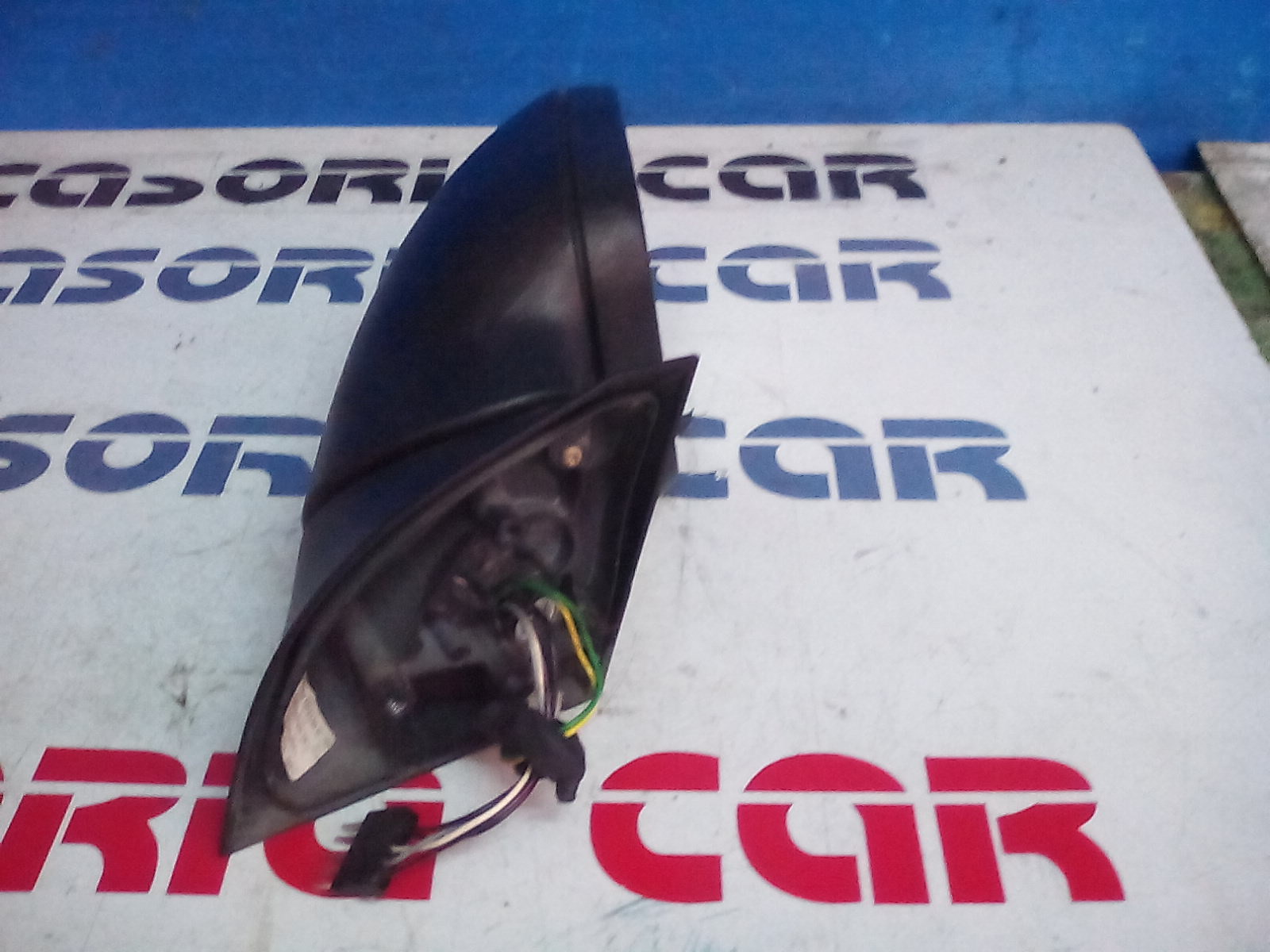 Retrovisore Est. Destro Usato