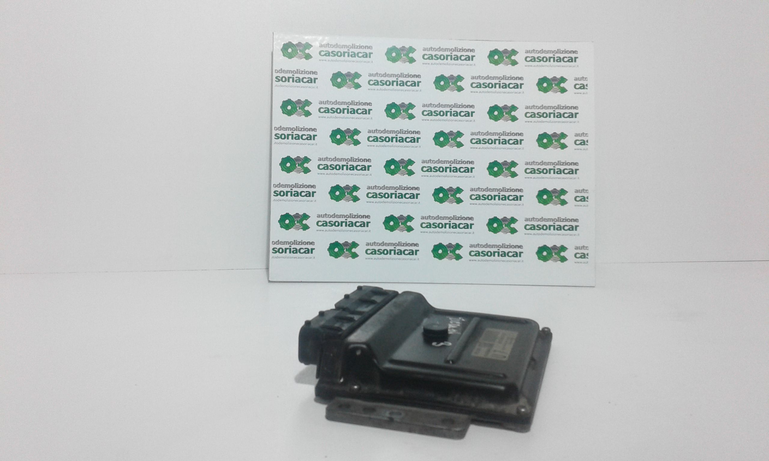 Centralina Iniezione 23710AX32D Usato