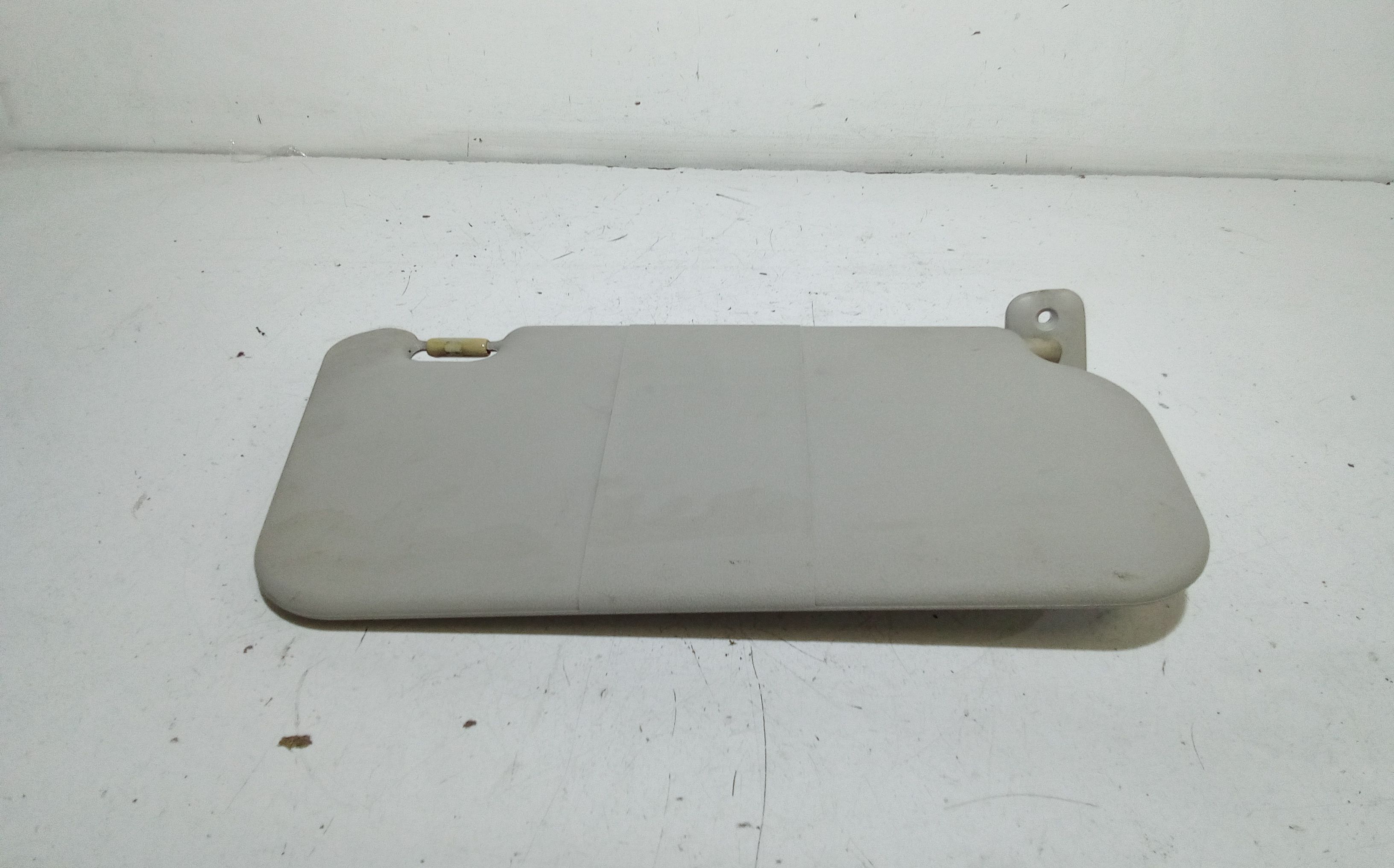 Aletta Parasole Parabrezza Sinistro DF7169320A75 Usato