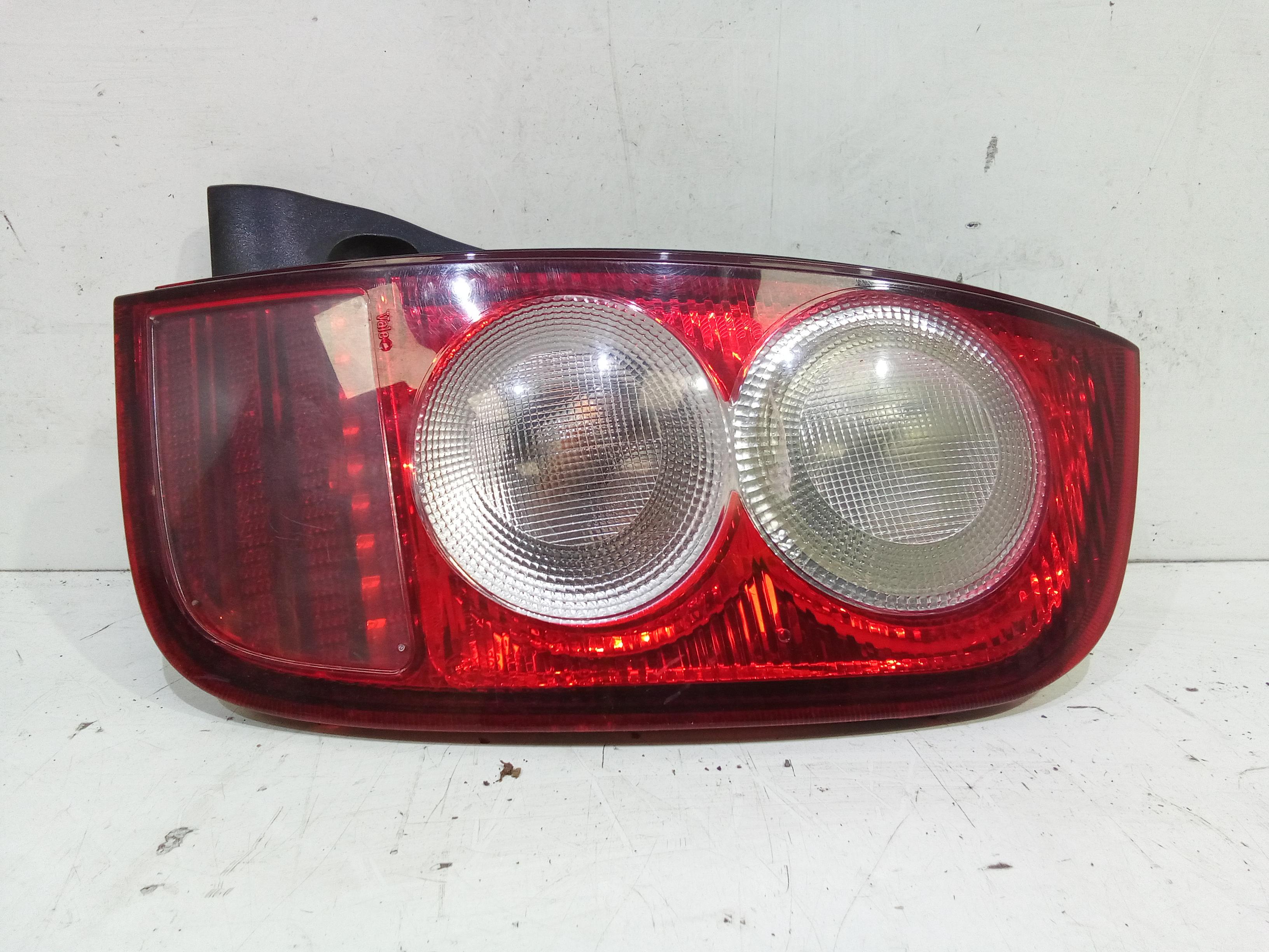 Fanale Post. Destro 26550AX720 Usato