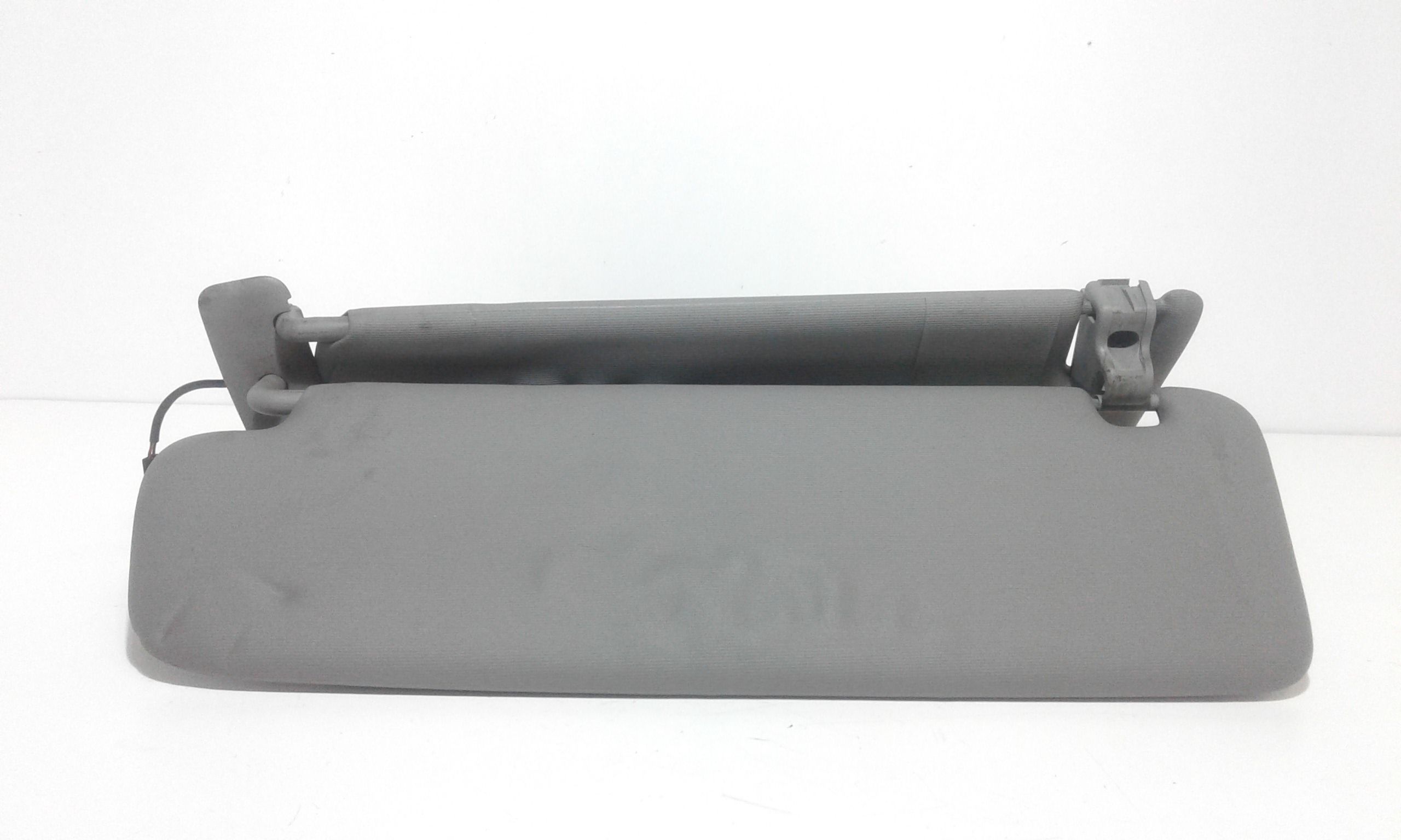 Aletta Parasole Parabrezza Destro 7L6857552AQ3W5 Usato