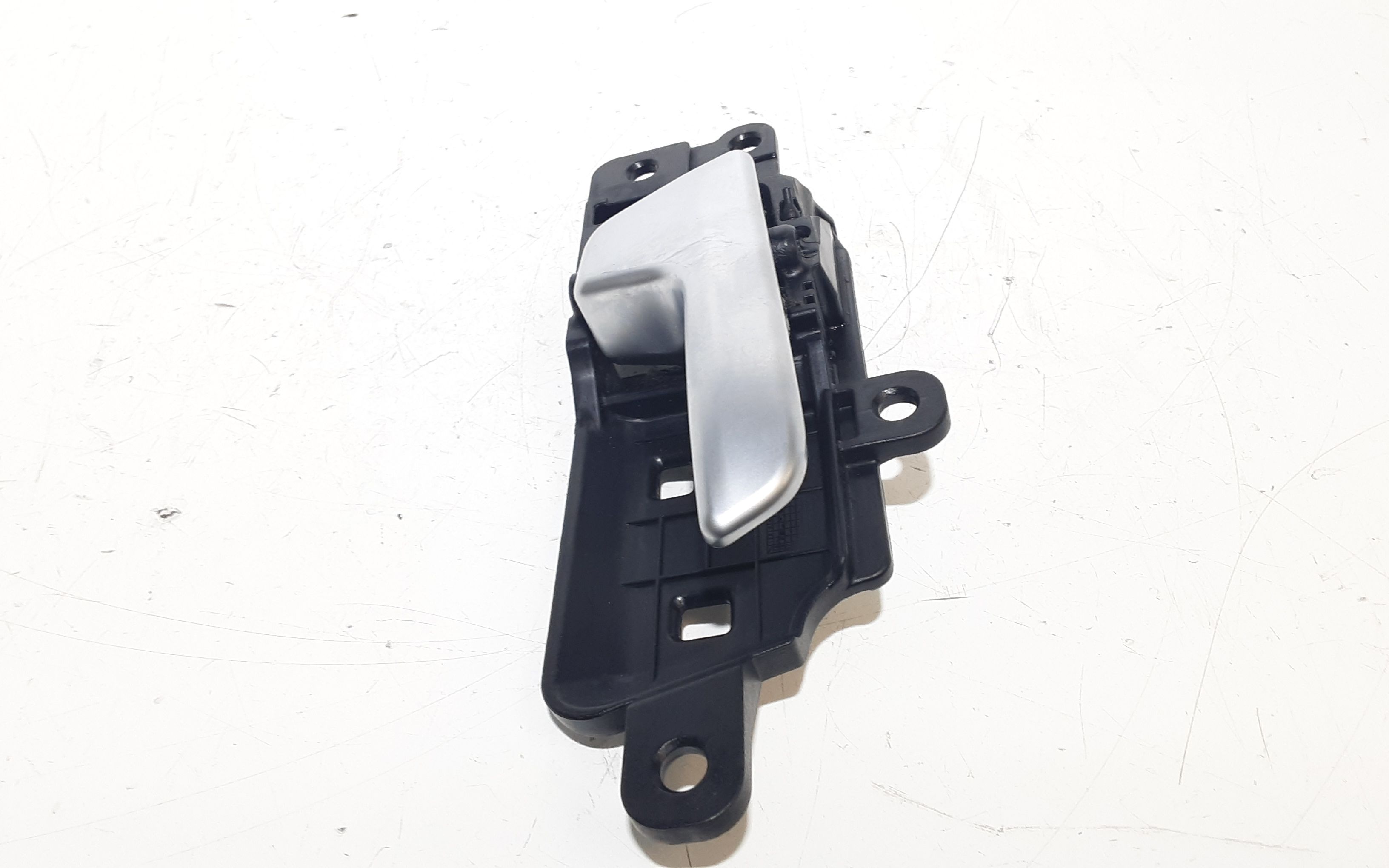 Maniglia Int. Apertura Porta Ant. Destro Usato