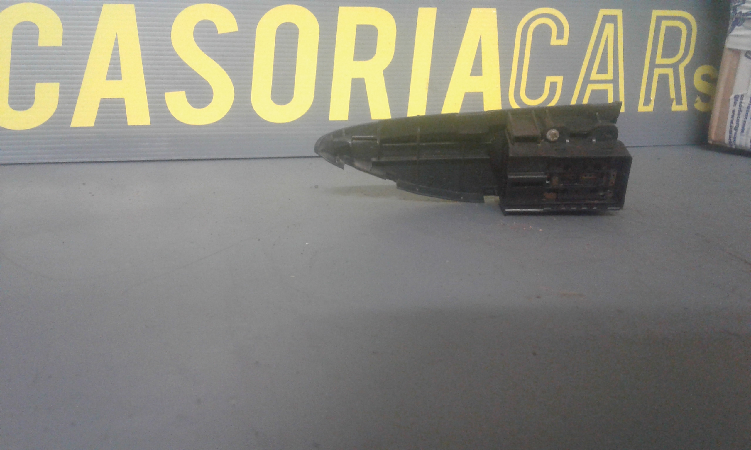 Interruttore Alzacristalli Porta Ant. Destro Usato