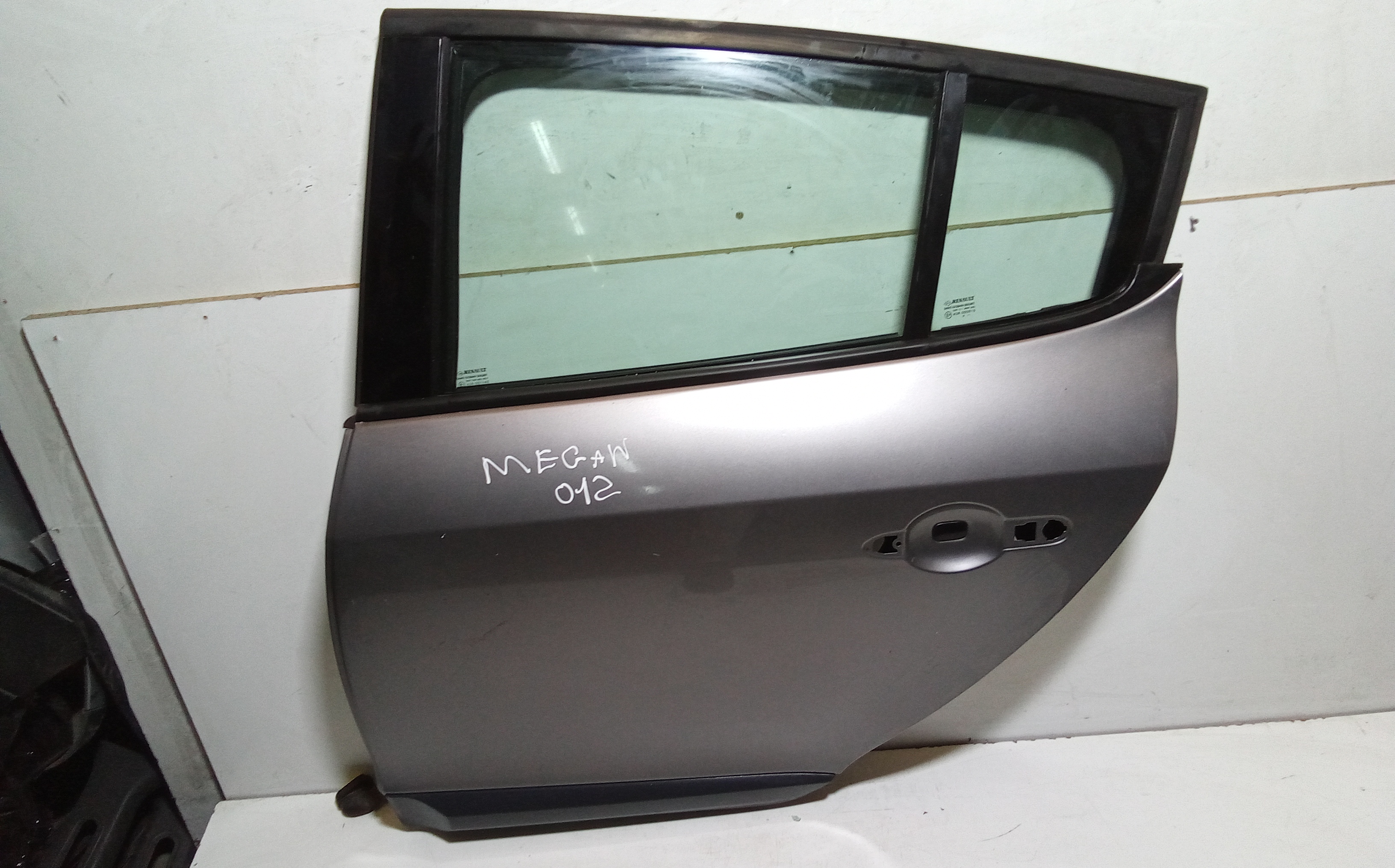 Porta Post. Sinistro 821003885R Usato