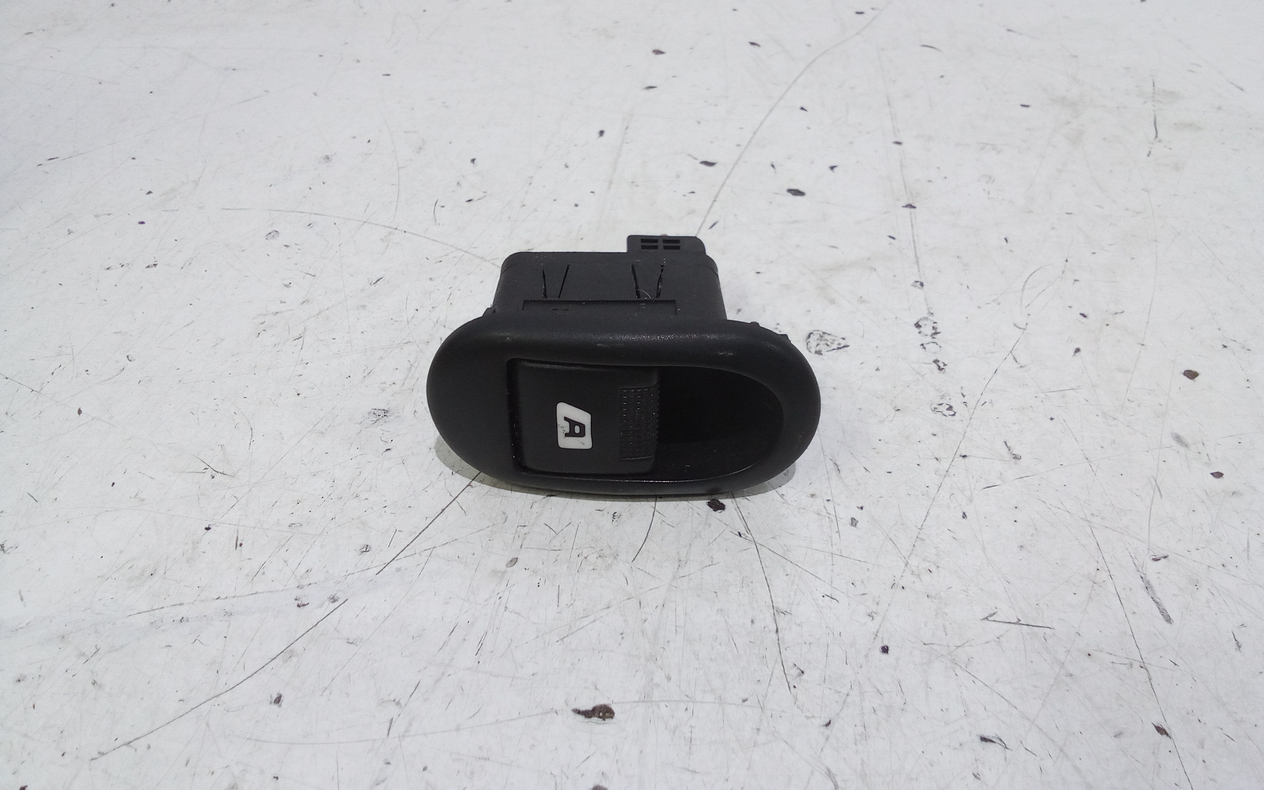 Interruttore Alzacristalli Porta Post. Sinistro Usato