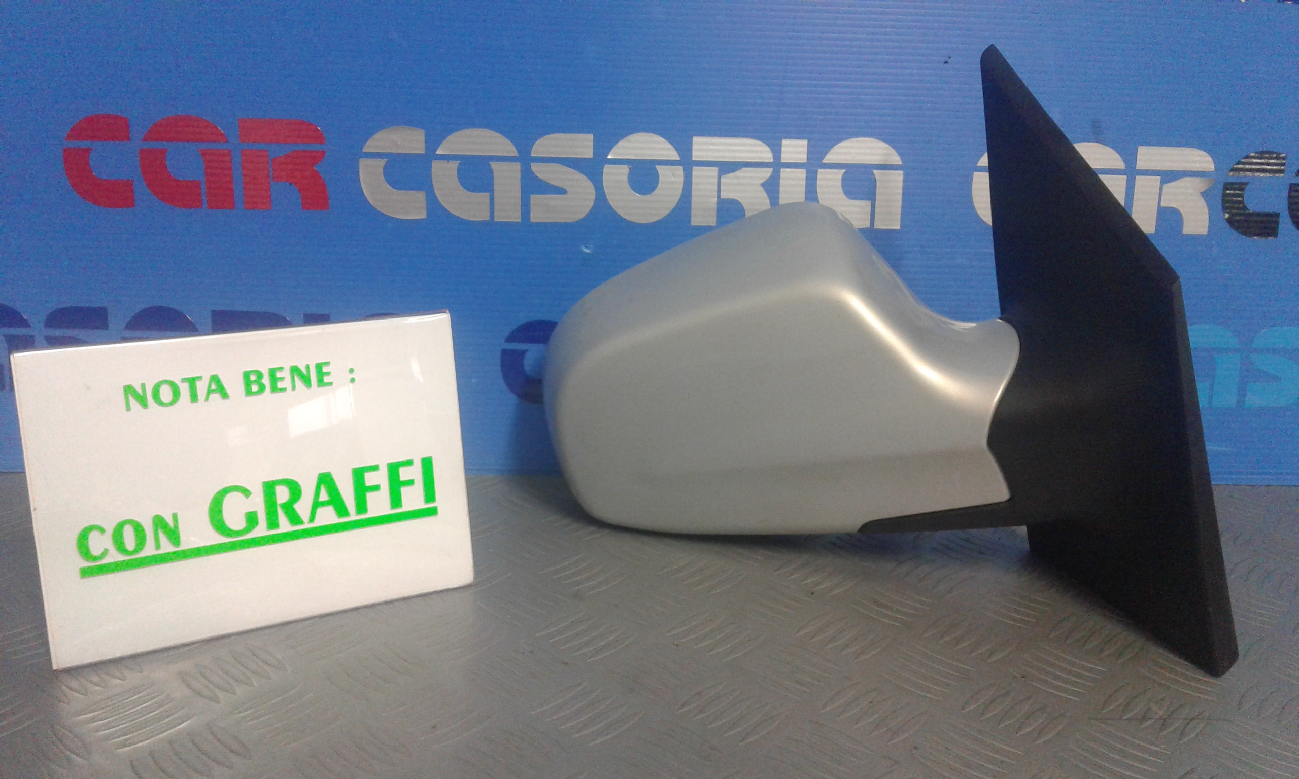 Retrovisore Est. Destro Usato