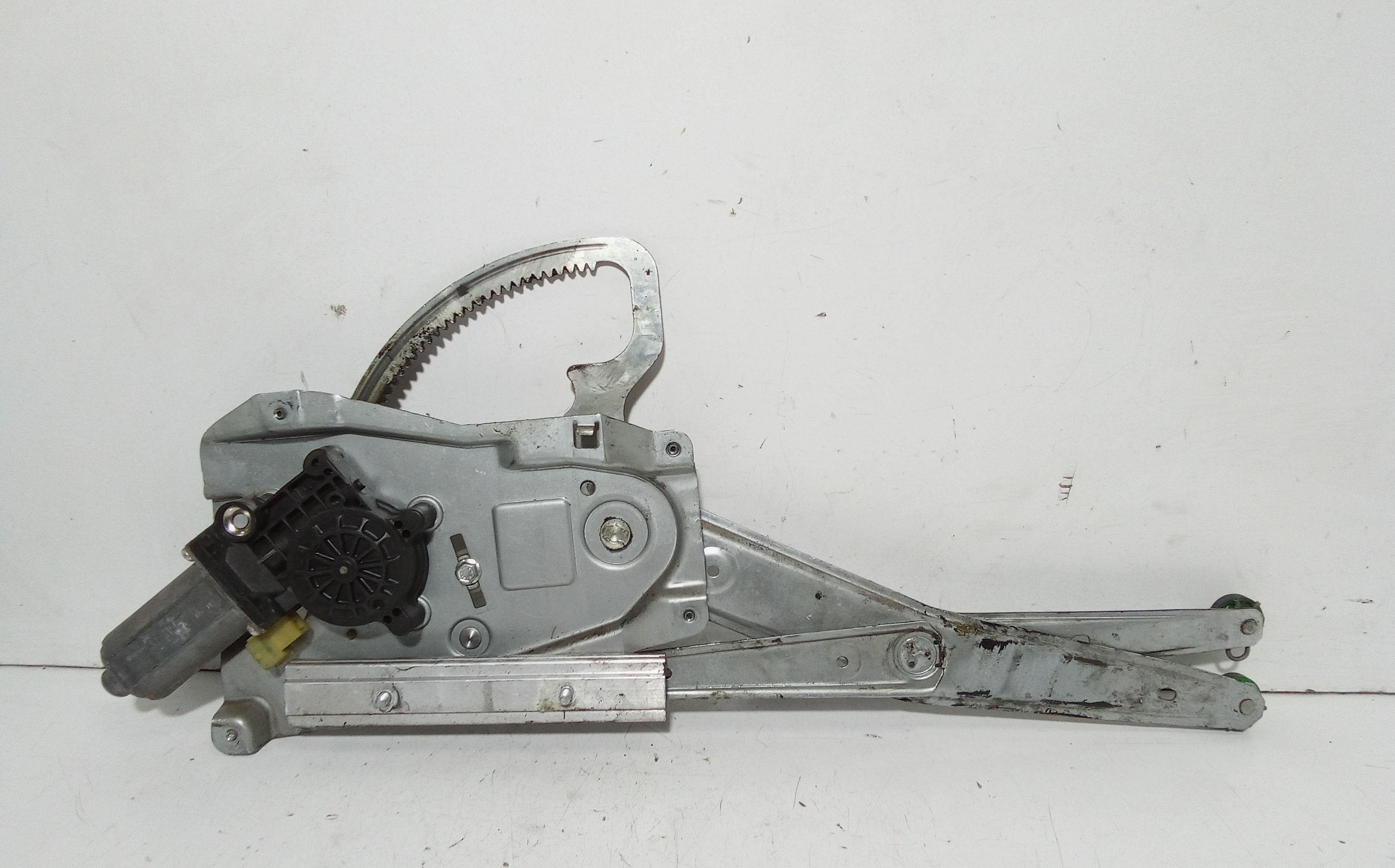 Alzacristallo Porta Ant. Destro Usato