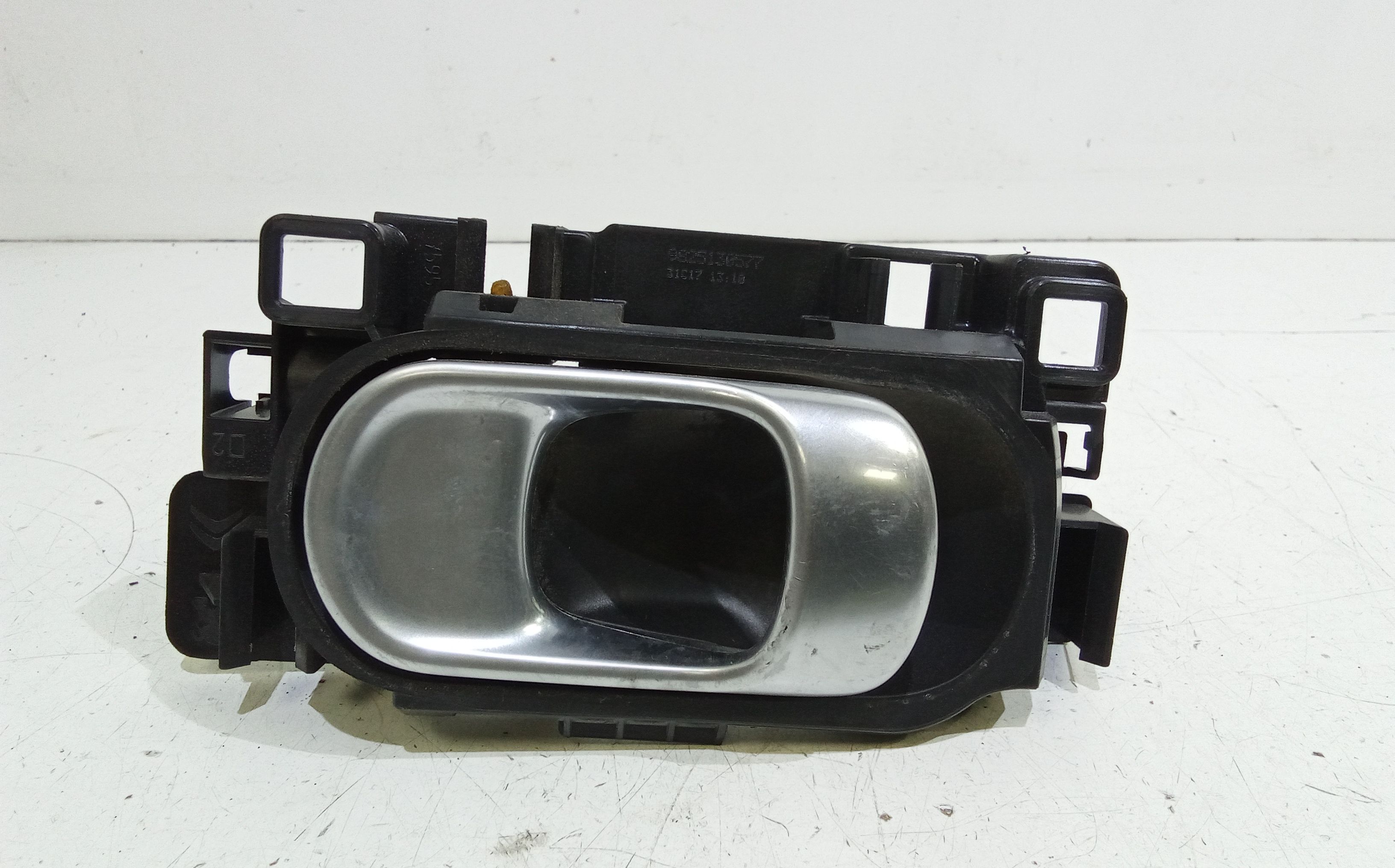 Maniglia Int. Apertura Porta Ant. Destro Usato