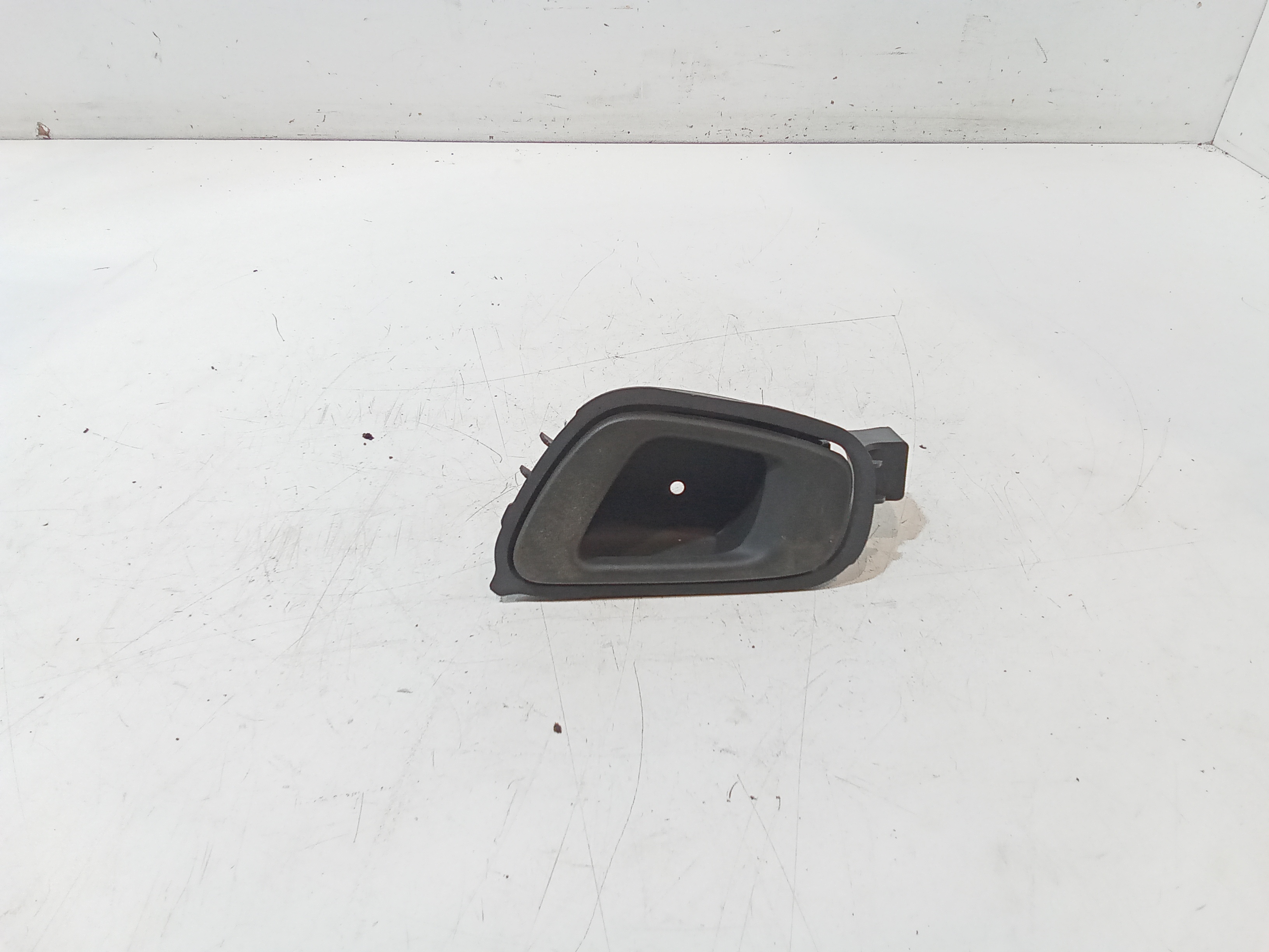 Maniglia Int. Apertura Porta Post. Sinistro 96981778 Usato