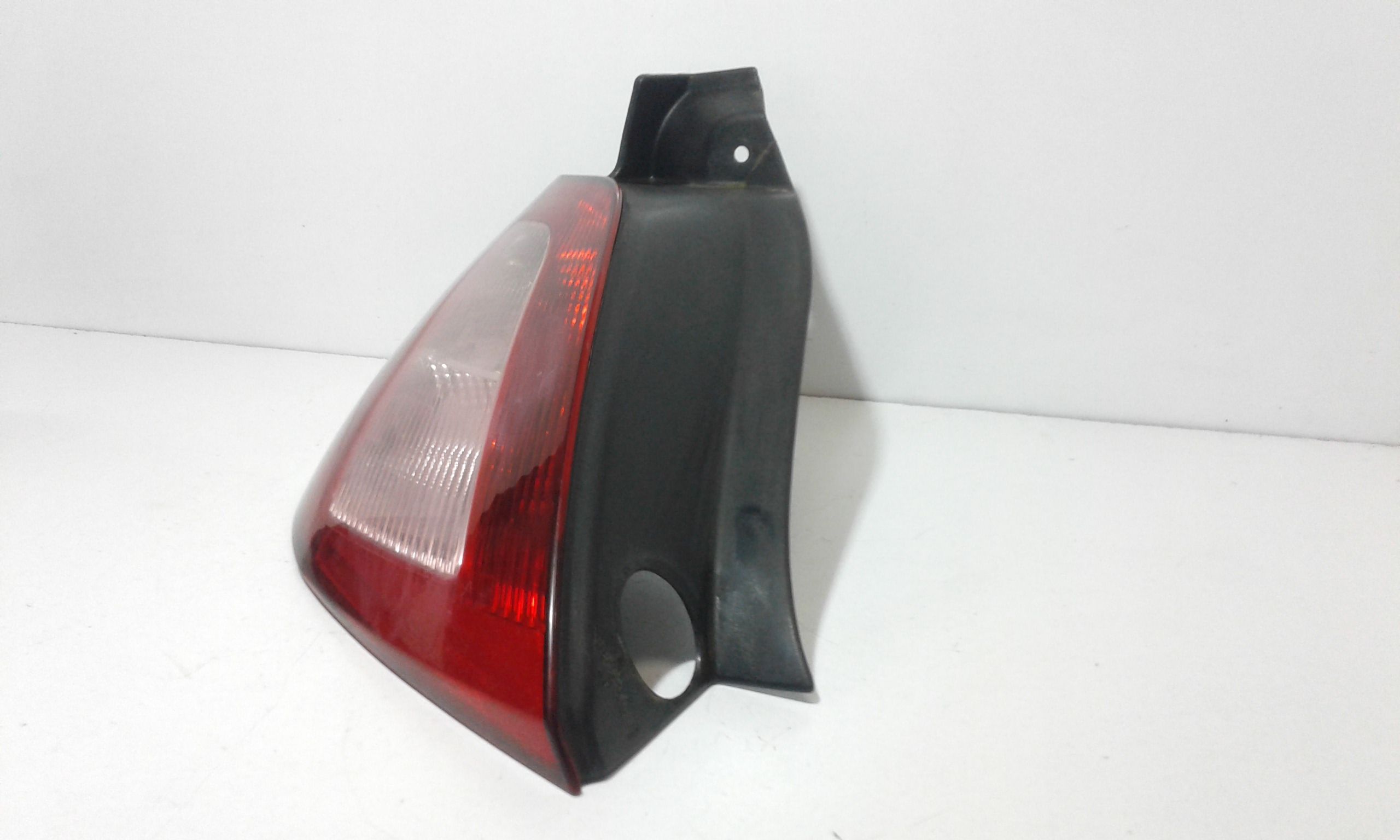 Fanale Post. Sinistro 8200073236 Usato