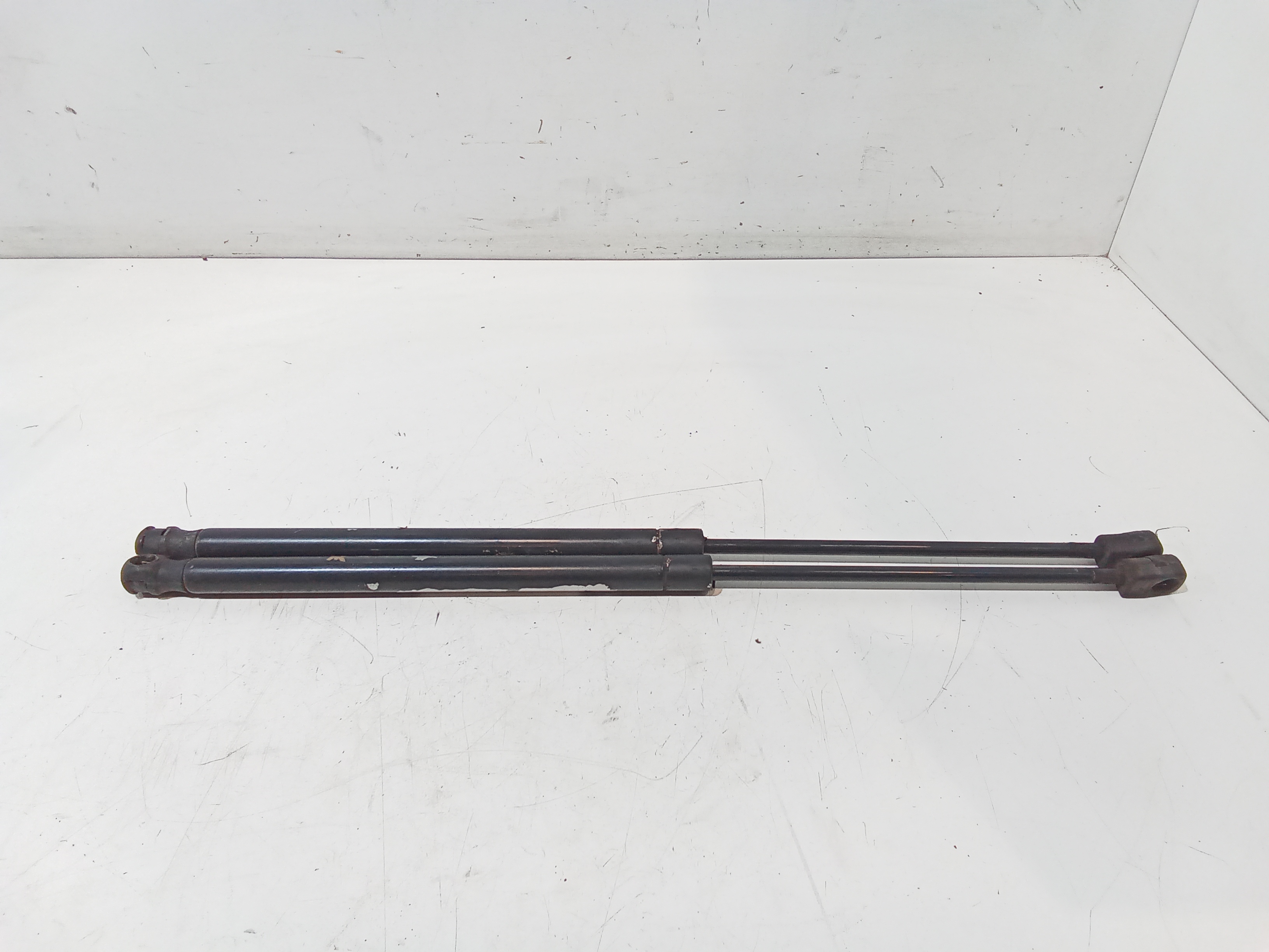 Cerniera Cofano Post. Destro 41627001560 Usato