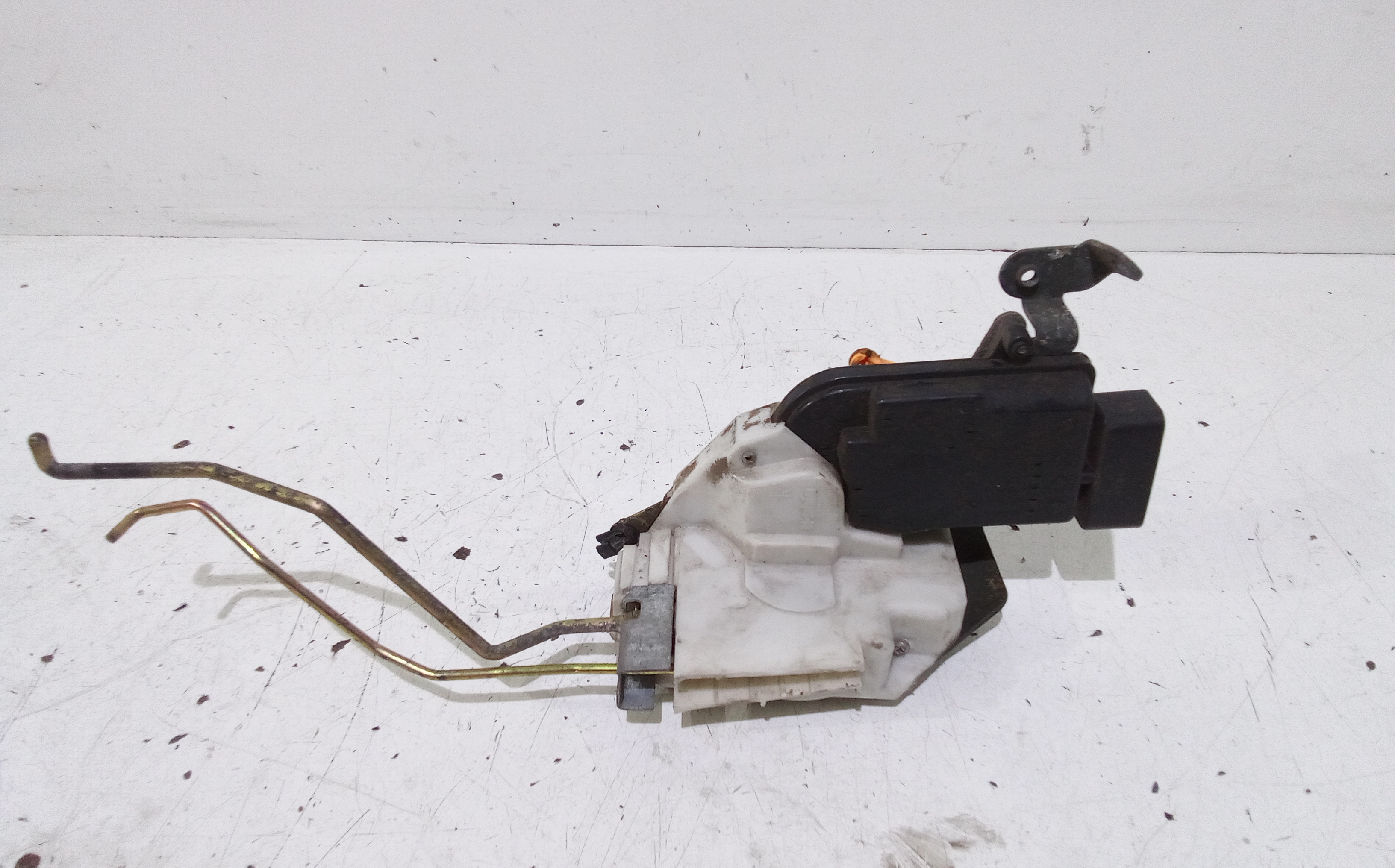 Serratura Porta Ant. Destro 8220186G10000 Usato