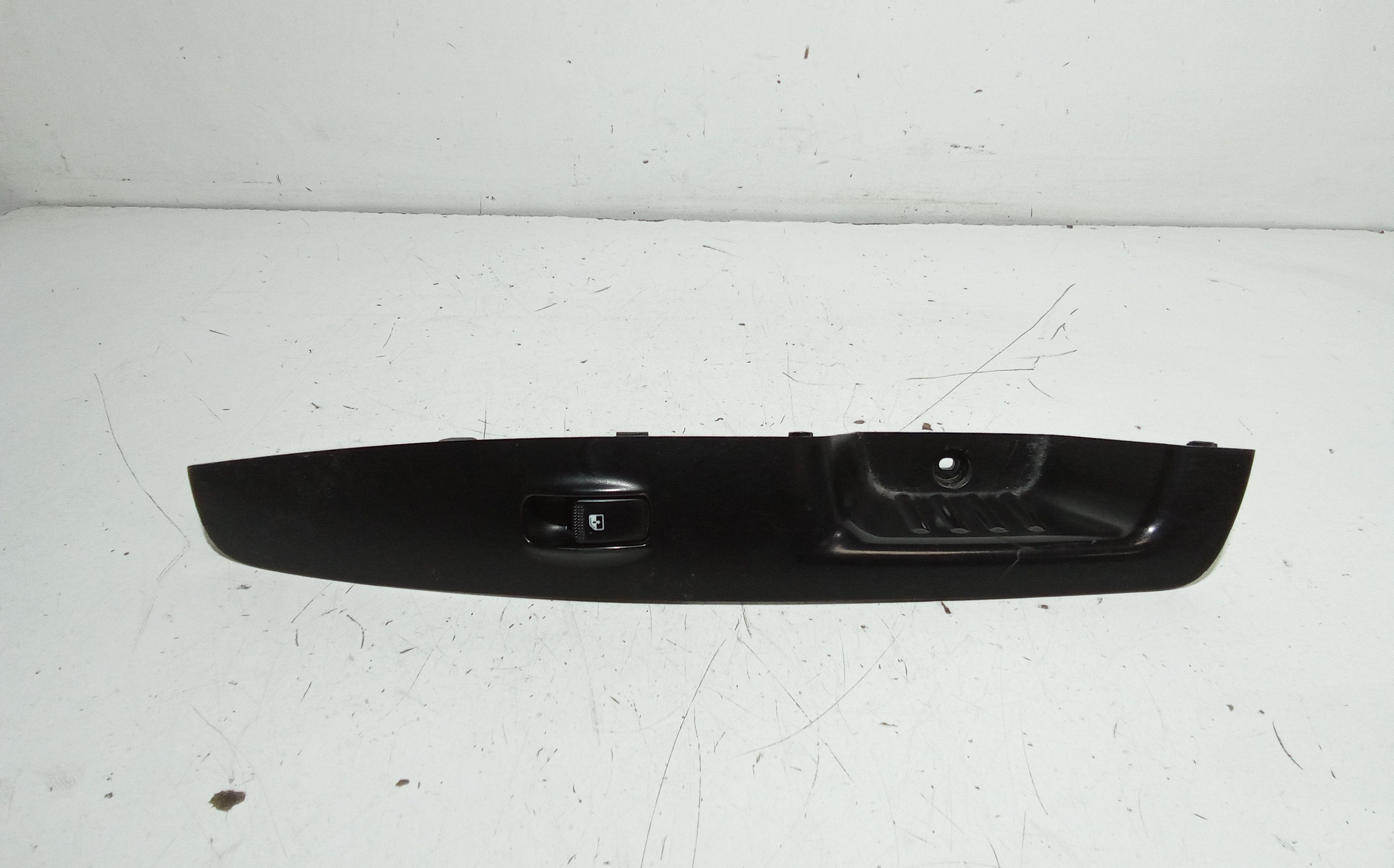 Interruttore Alzacristalli Porta Ant. Destro Usato