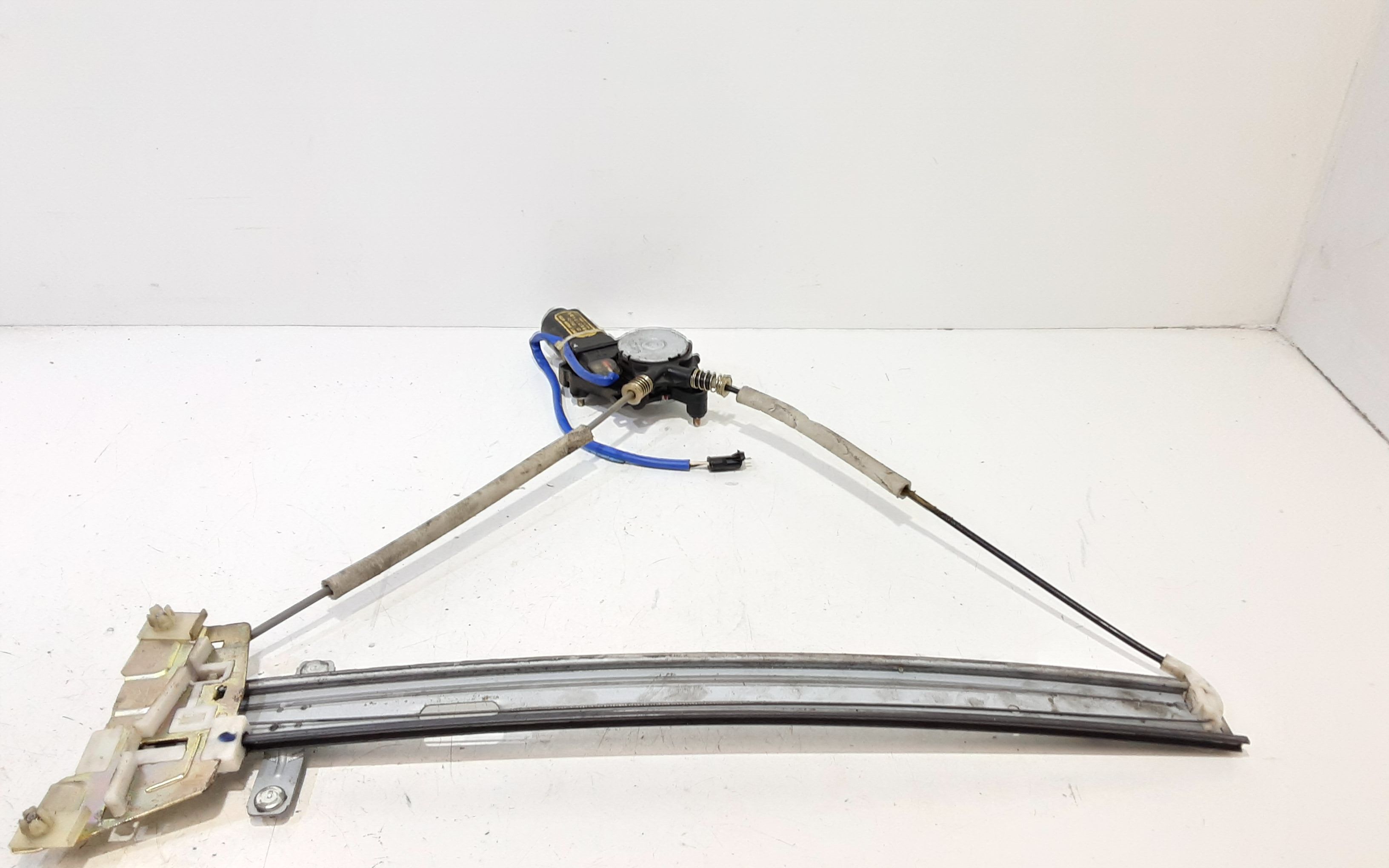 Alzacristallo Porta Ant. Destro Usato