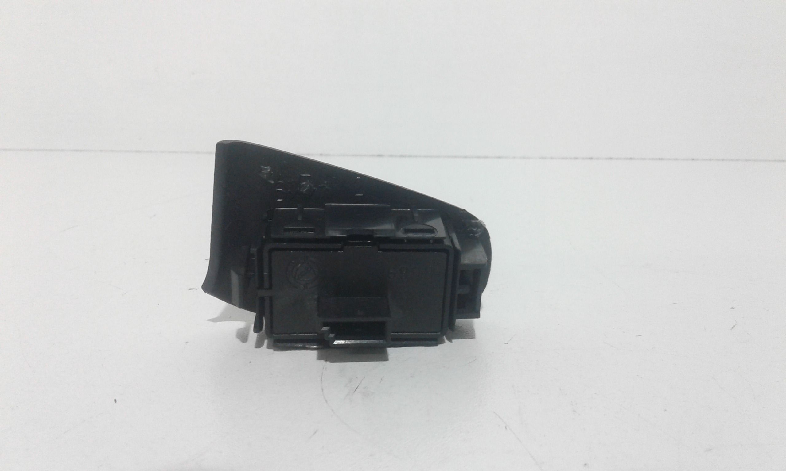 Interruttore Alzacristalli Porta Ant. Destro Usato