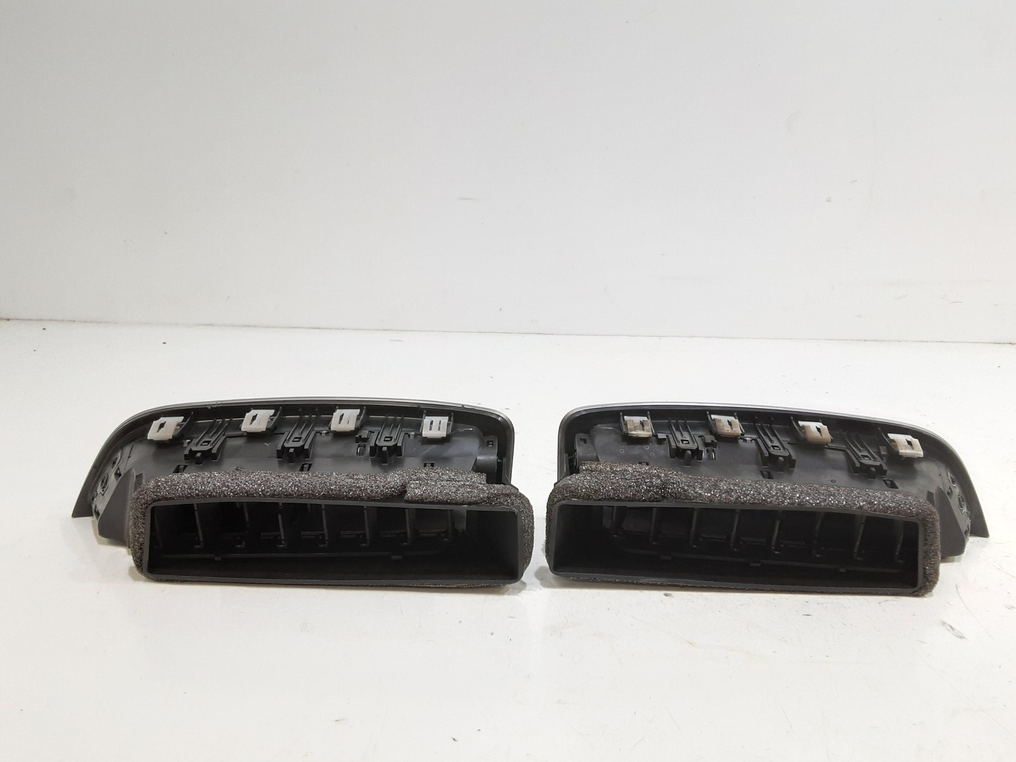 Condotto Aria Bocchette Centr. Sup. Cruscotto 1937867 Usato