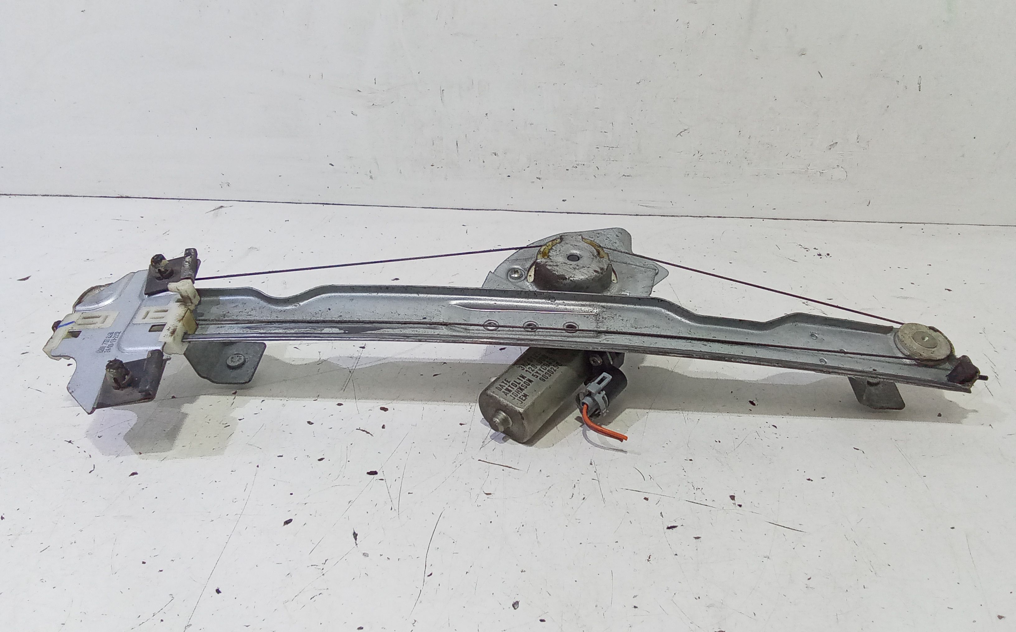 Alzacristallo Porta Ant. Destro 8200733825 Usato